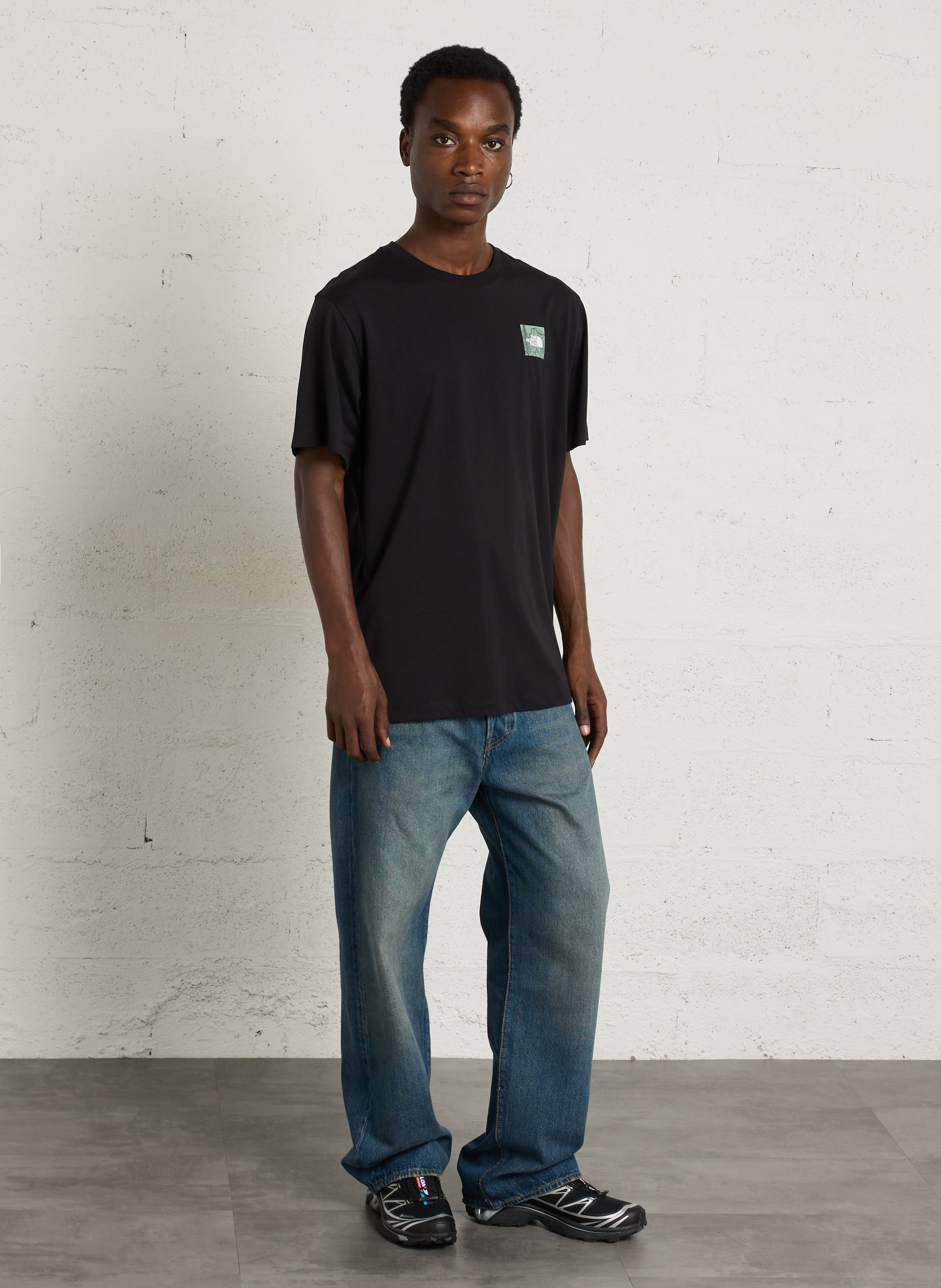 Short-sleeved screen-printed T-shirt in blended cotton. THE NORTH FACE Black