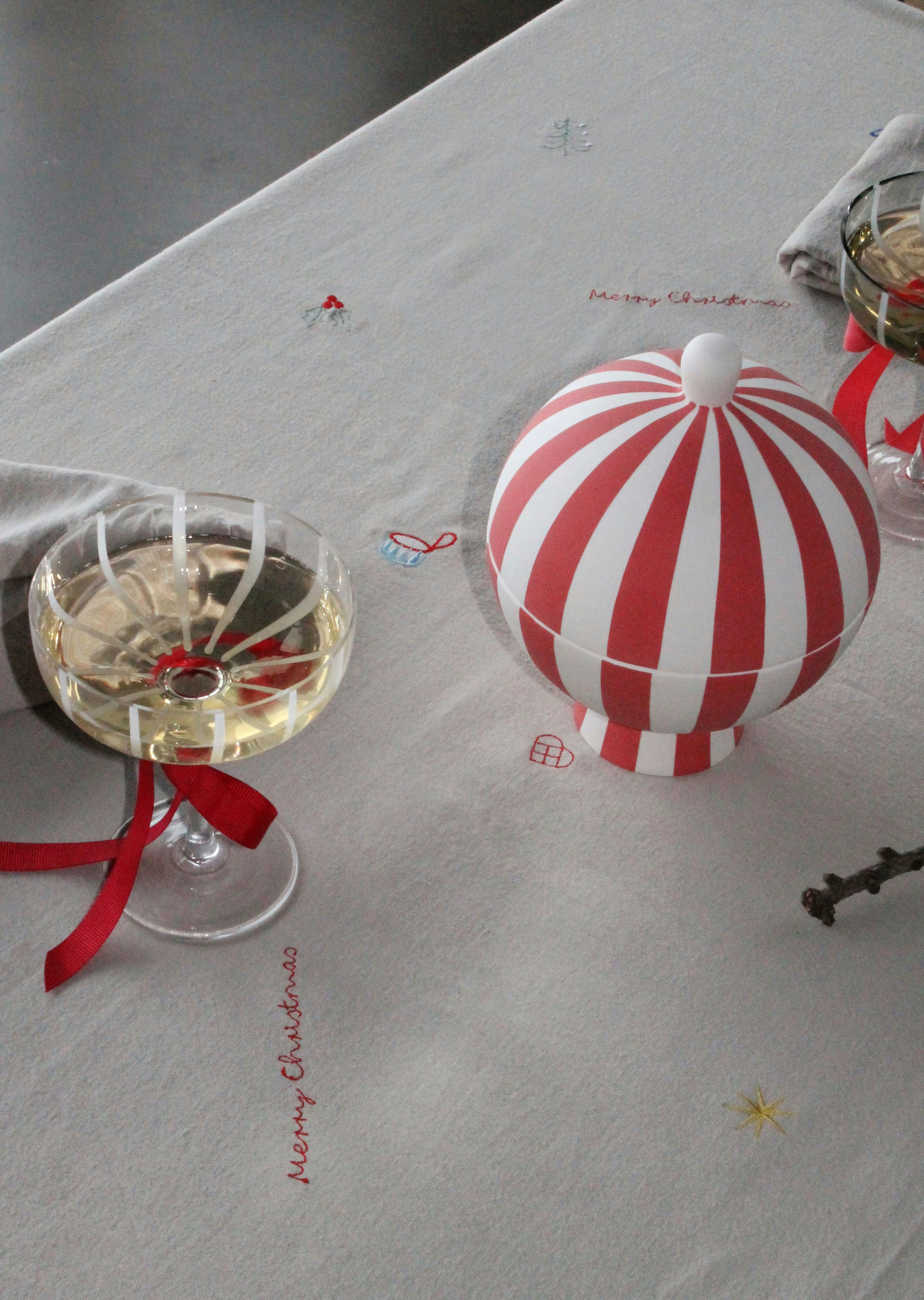 Stoneware candy box OYOY LIVING DESIGN Red