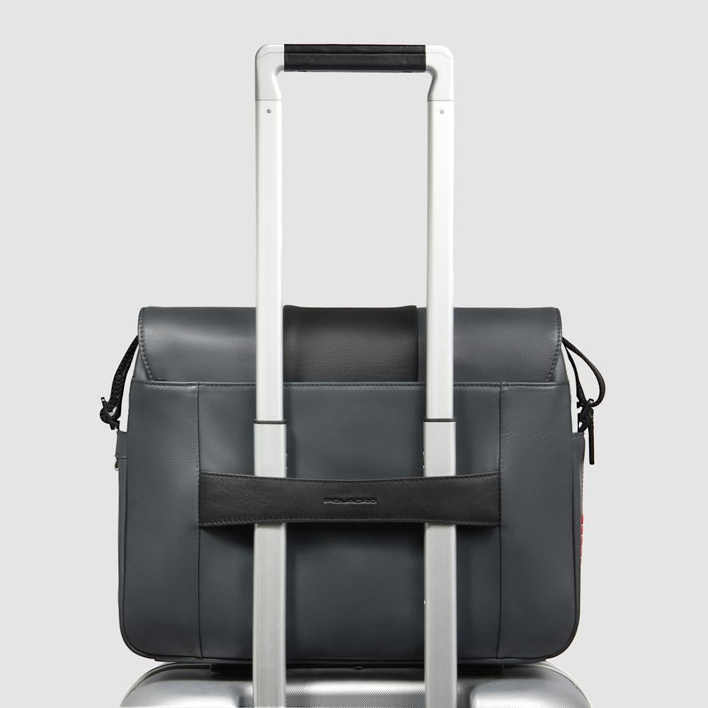 Leather computer messenger bag with pocket for airpods®, shock protection, and RFID. PIQUADRO Grey