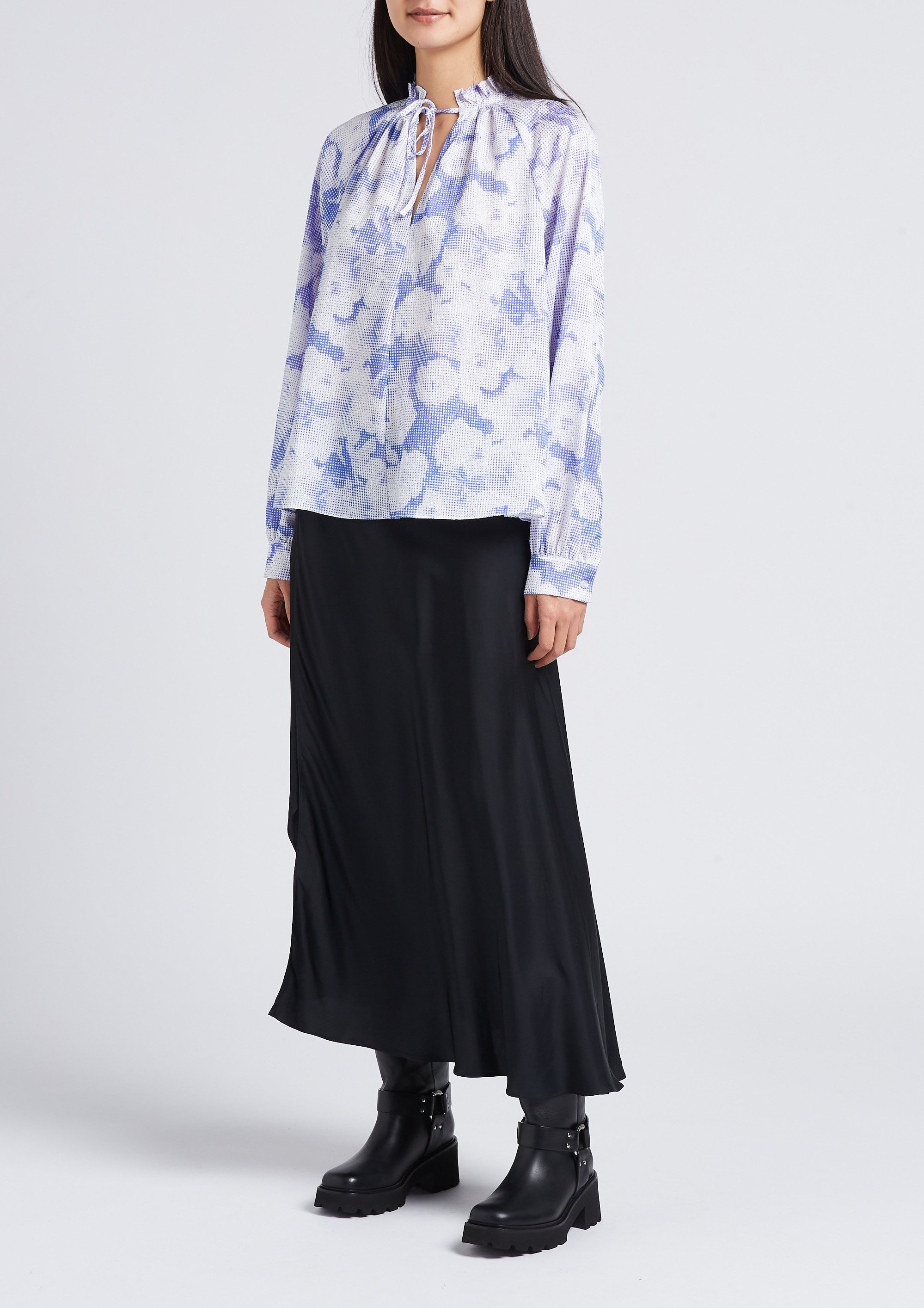 Loose-fit top with knotted V-neck and dotted-effect print SAMSOE SAMSOE Purple