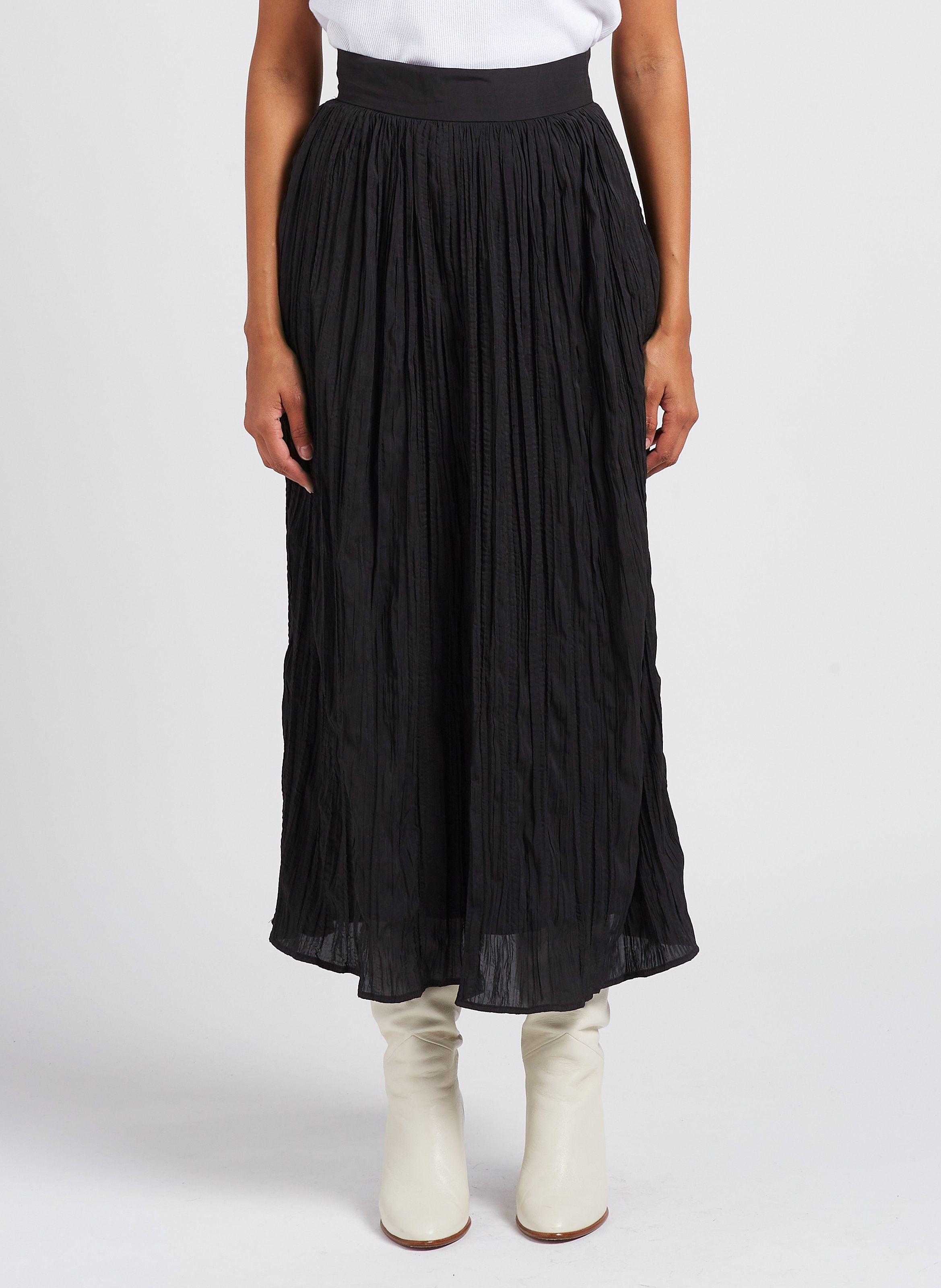 Black Long pleated skirt