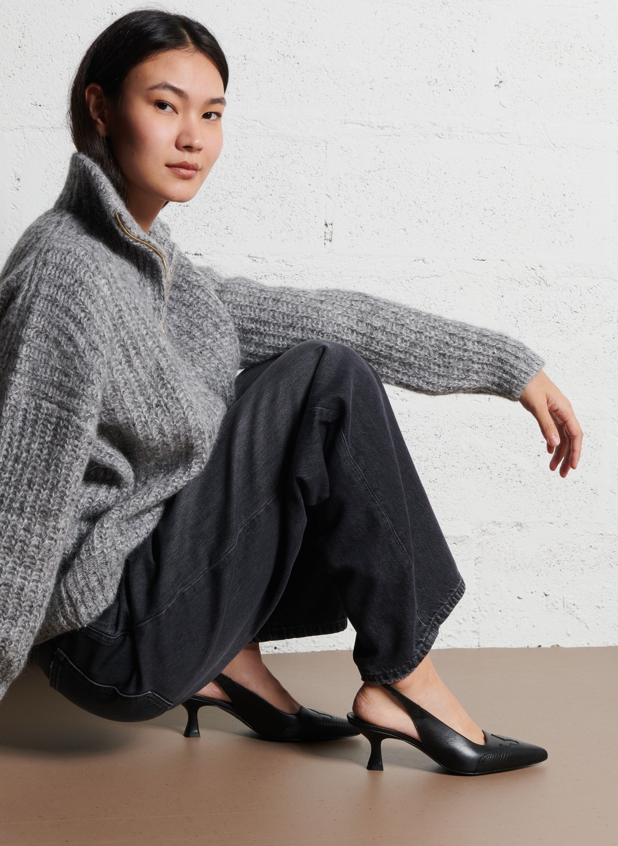 Pull col montant en laine mélangée BA&SH Noir