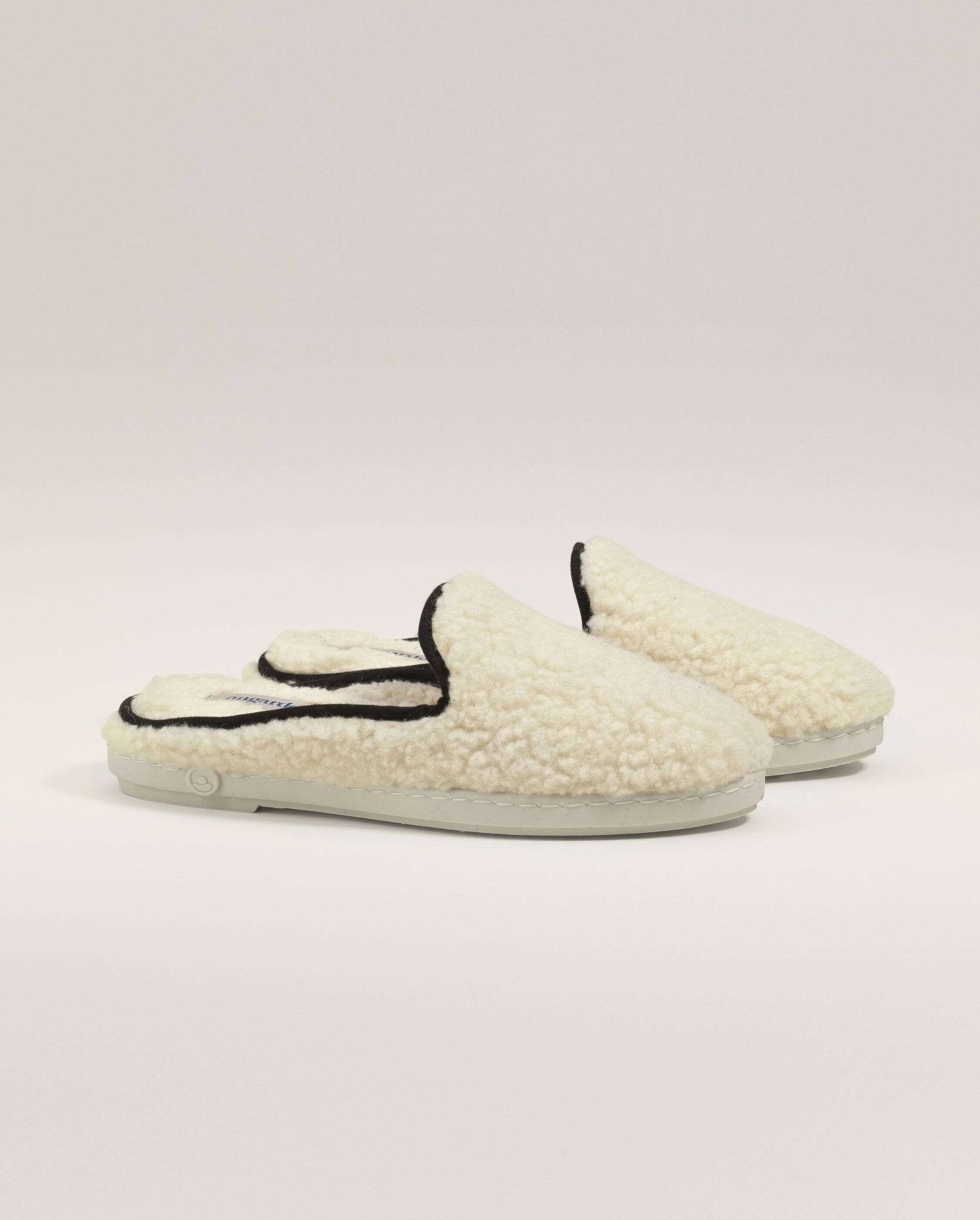 Women's wool bouclé mule, black and white ANGARDE White
