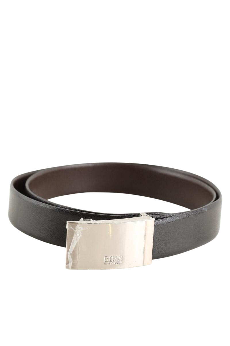 - Buckle closure. - Width: 3 cm.  BOSS - SECONDE MAIN Brown