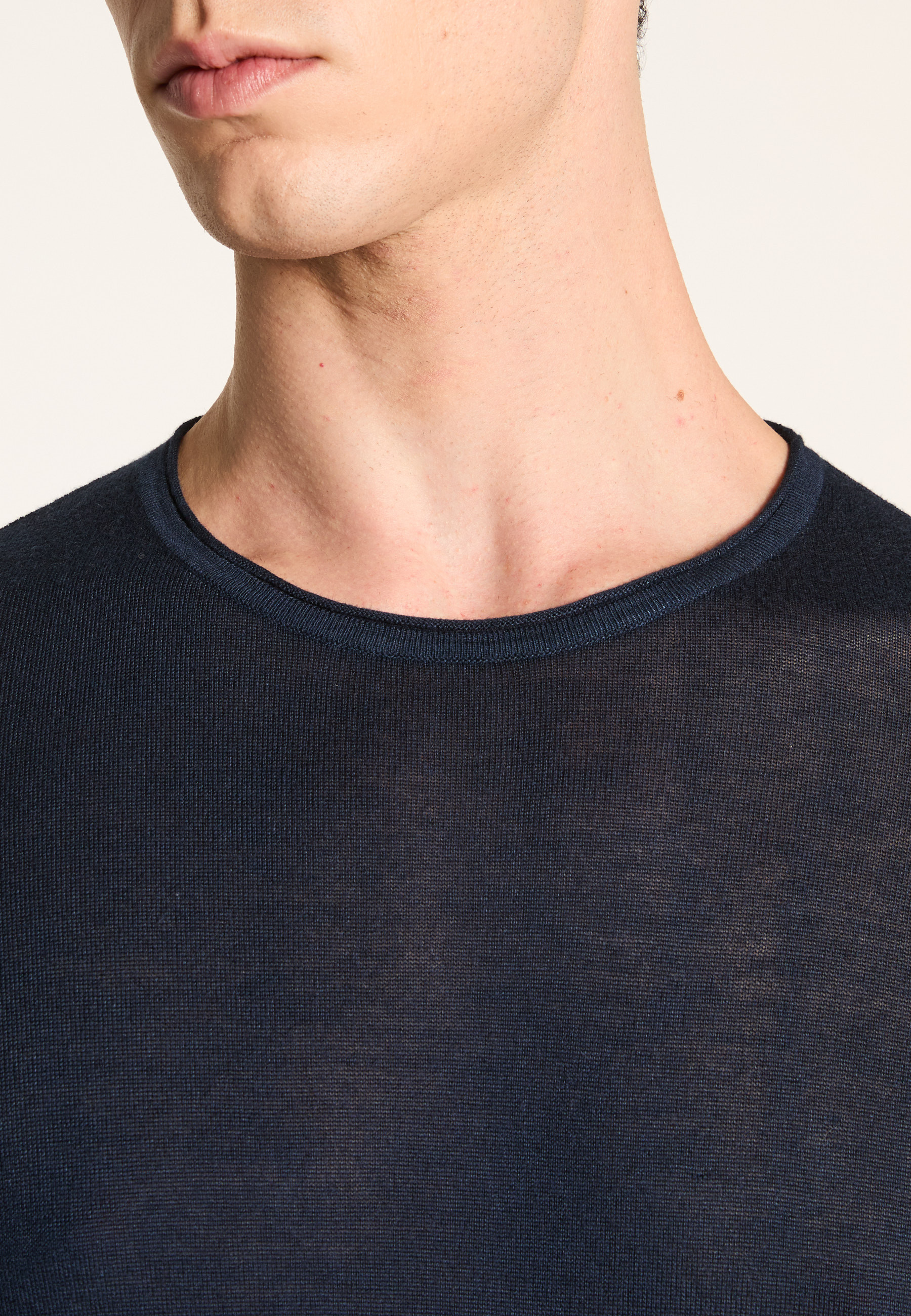 Round neck bamboo cashmere sweater MAISON MONTAGUT Blue