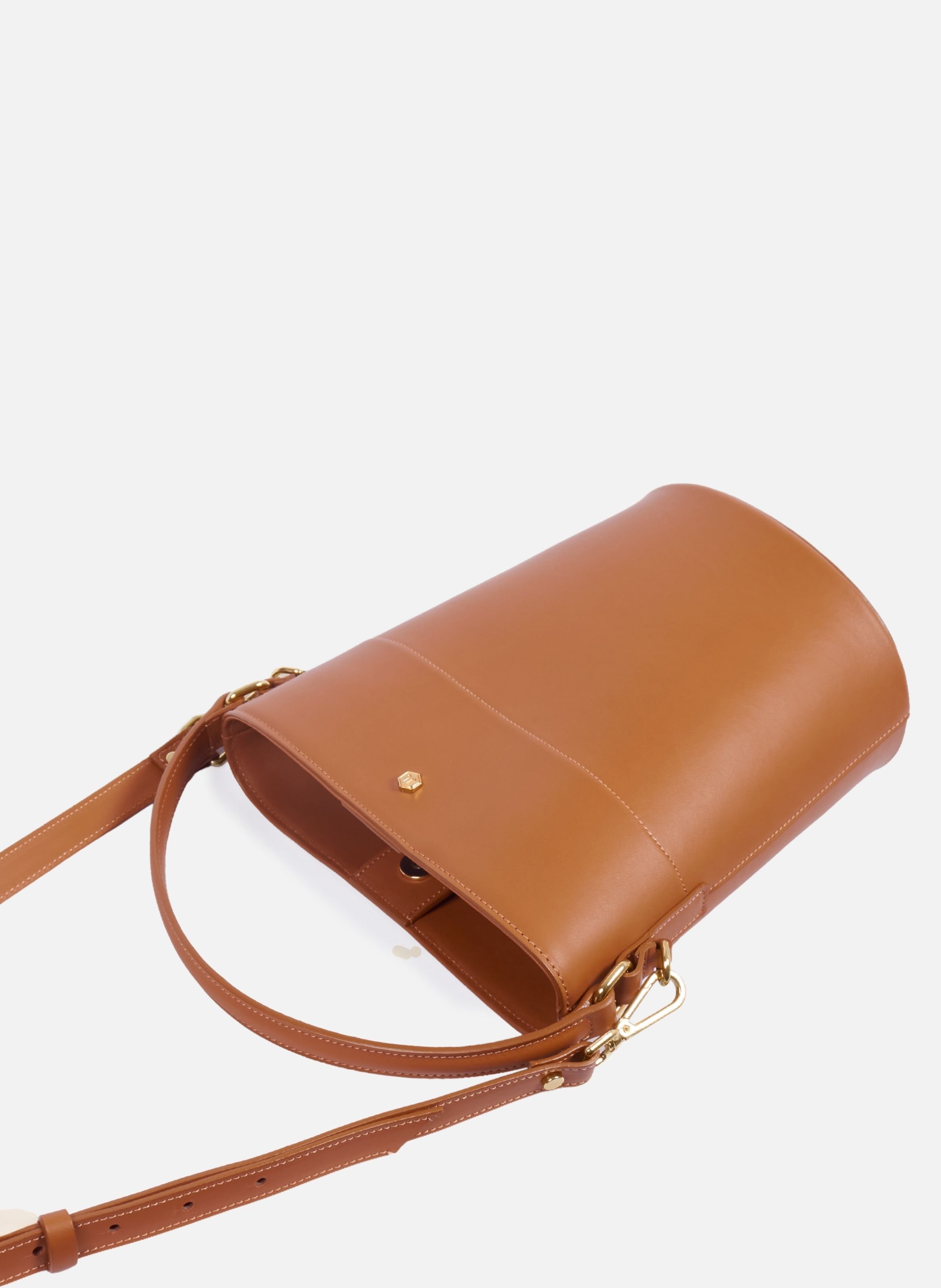Margot bucket bag in leather JULES & JENN Brown