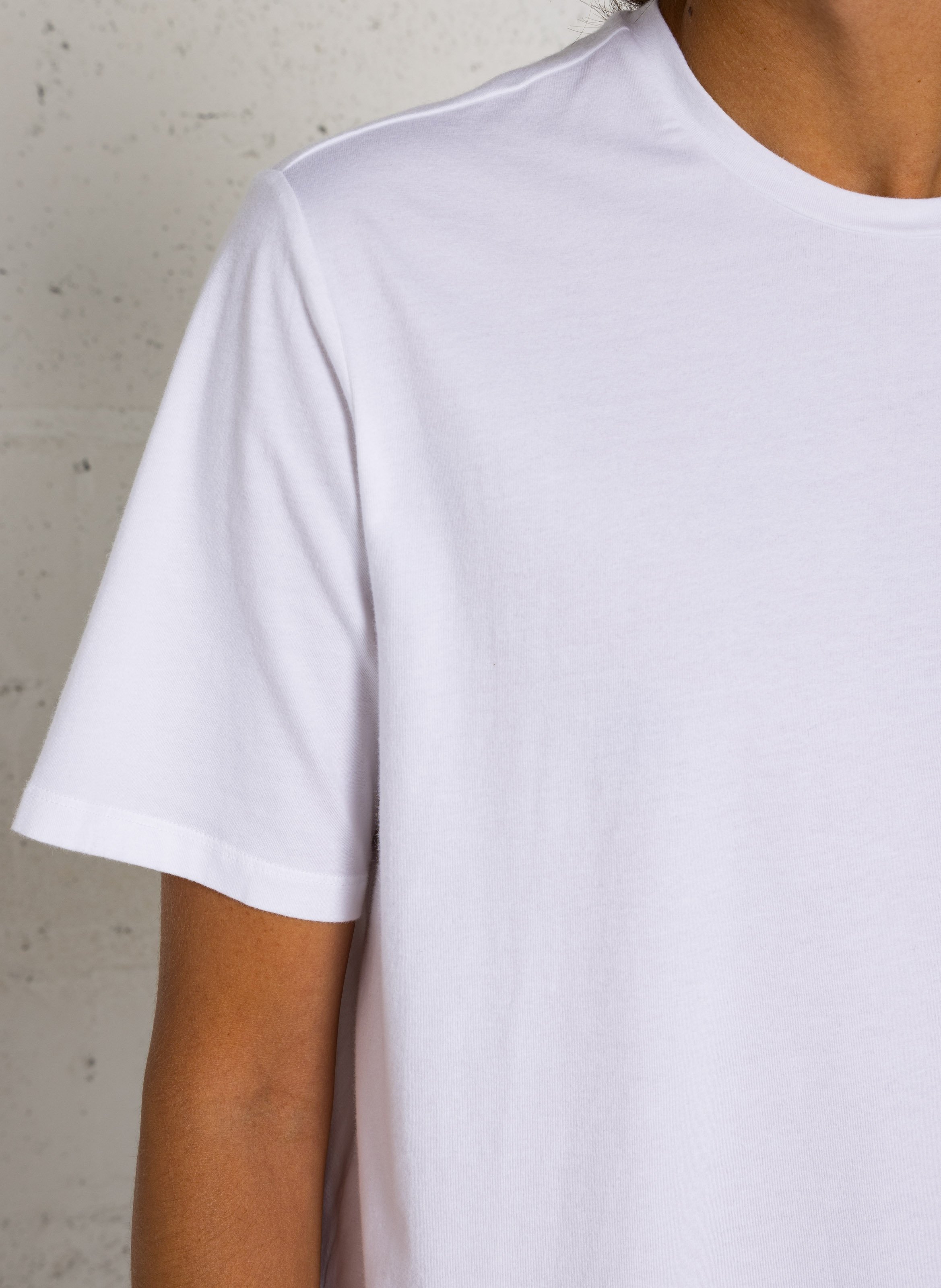 Gerade geschnittenes Rundhals-T-Shirt aus Bio-Baumwoll-Mix MAJESTIC FILATURES Weiss