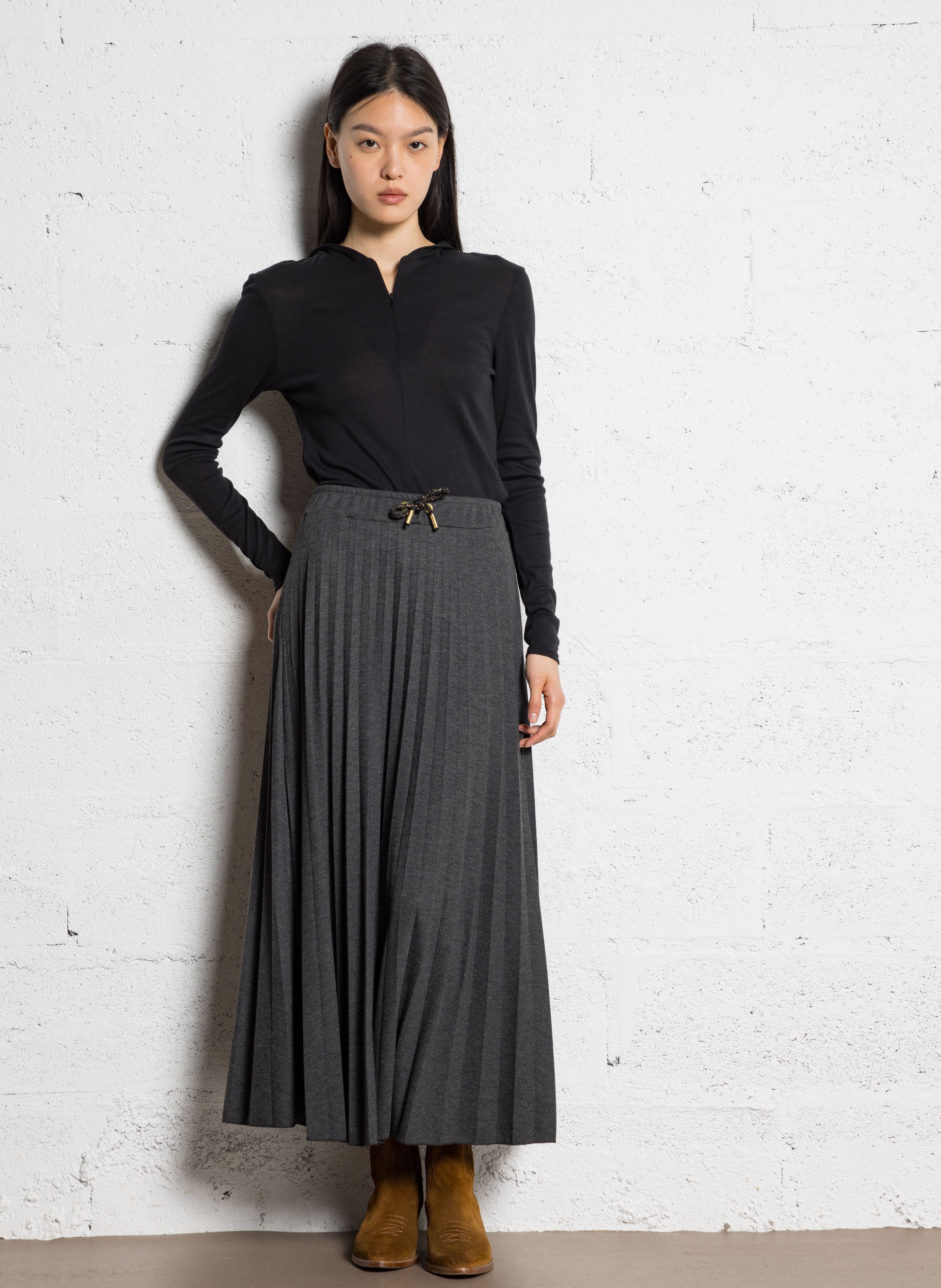 Gilet col rond à capuche  I CODE Noir