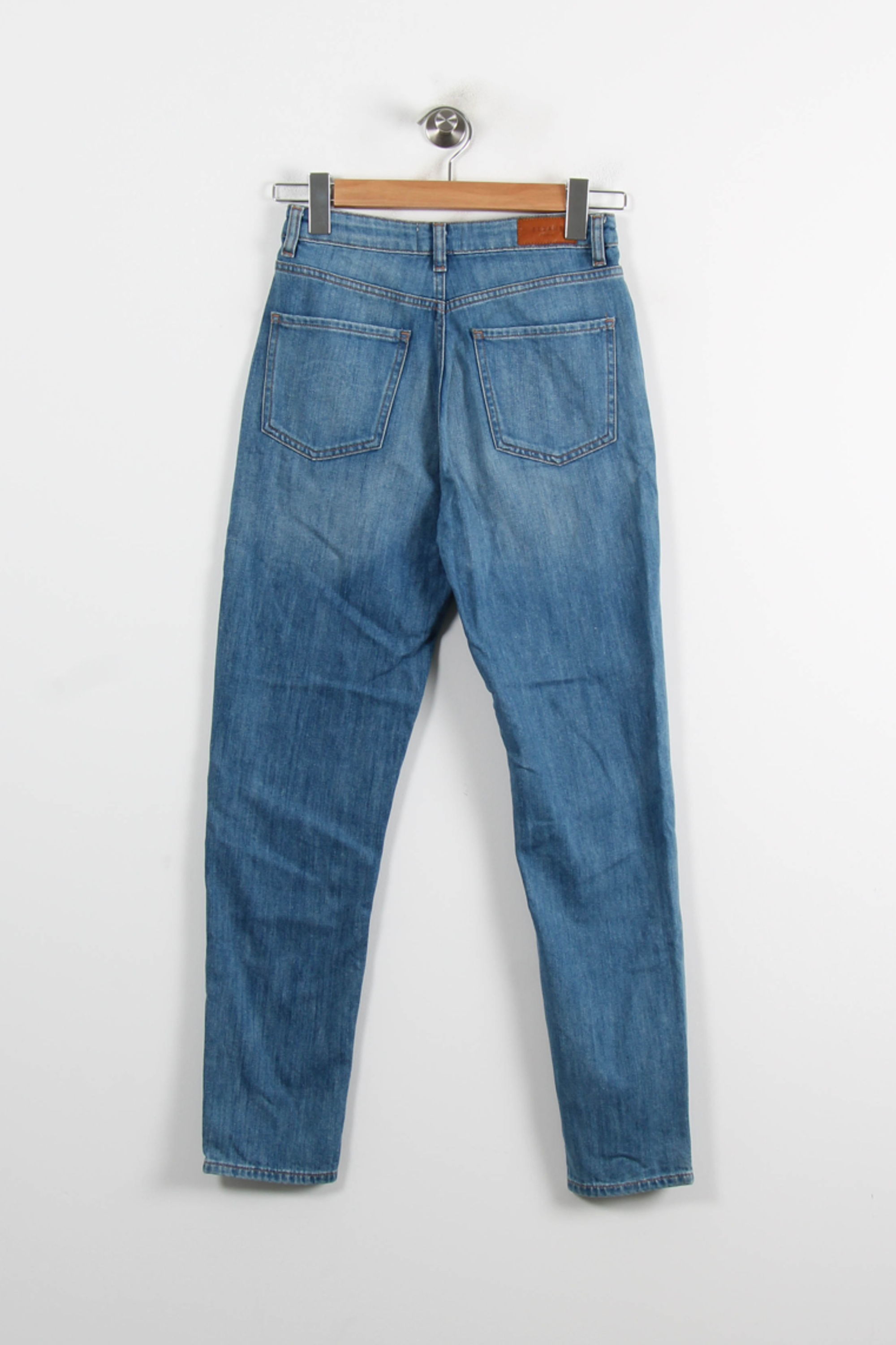 Cropped slim jeans with studs Blue