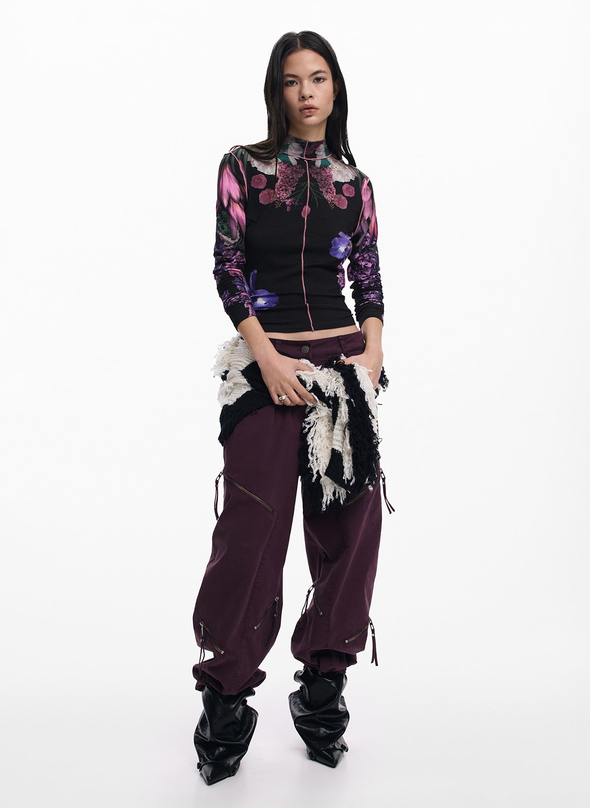 Top dritto a collo alto con stampa DESIGUAL Nero