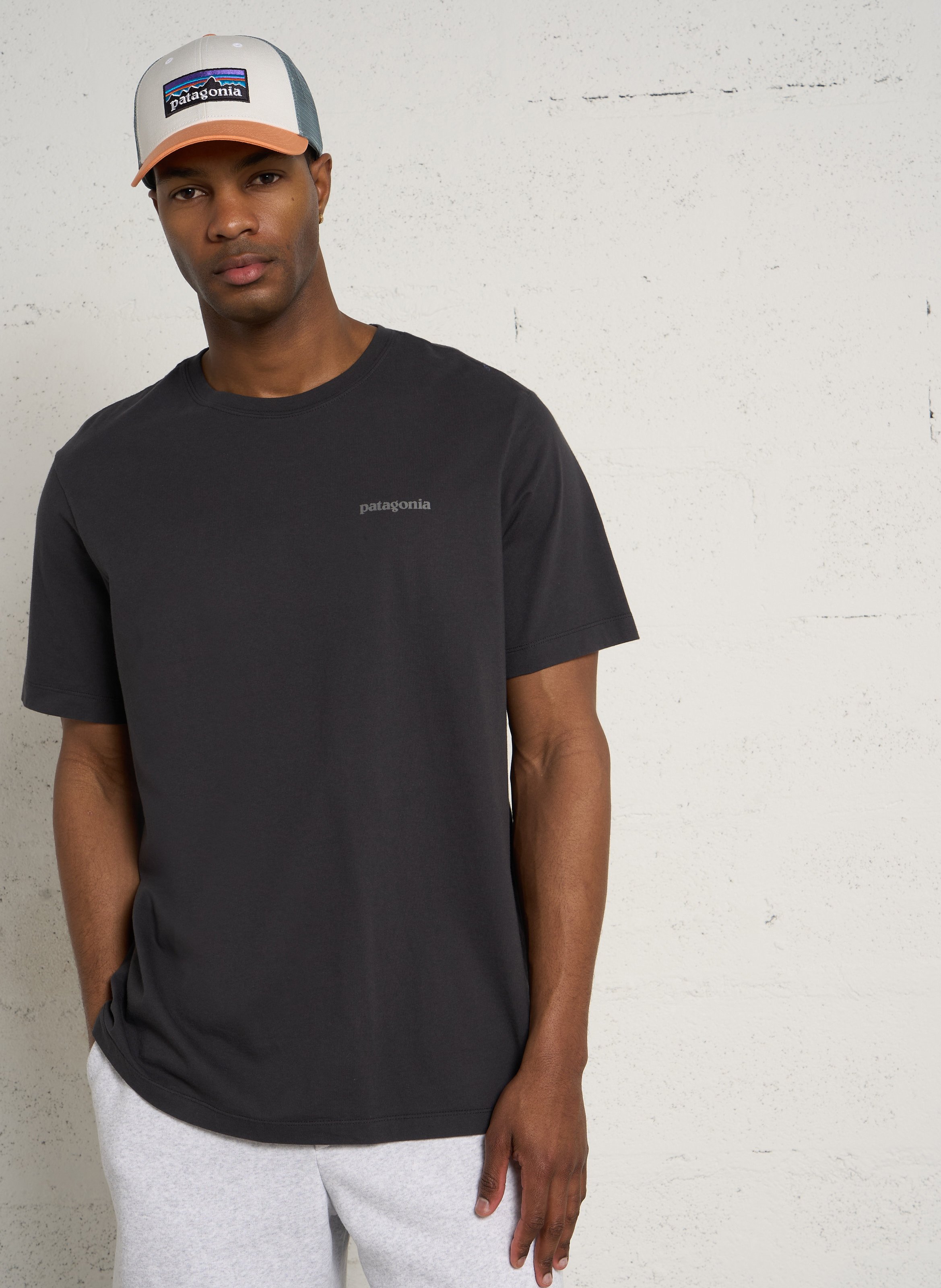 Oversize T-Shirt mit Rundhalsausschnitt aus Bio-Baumwolle mit Siebdruck PATAGONIA Grau