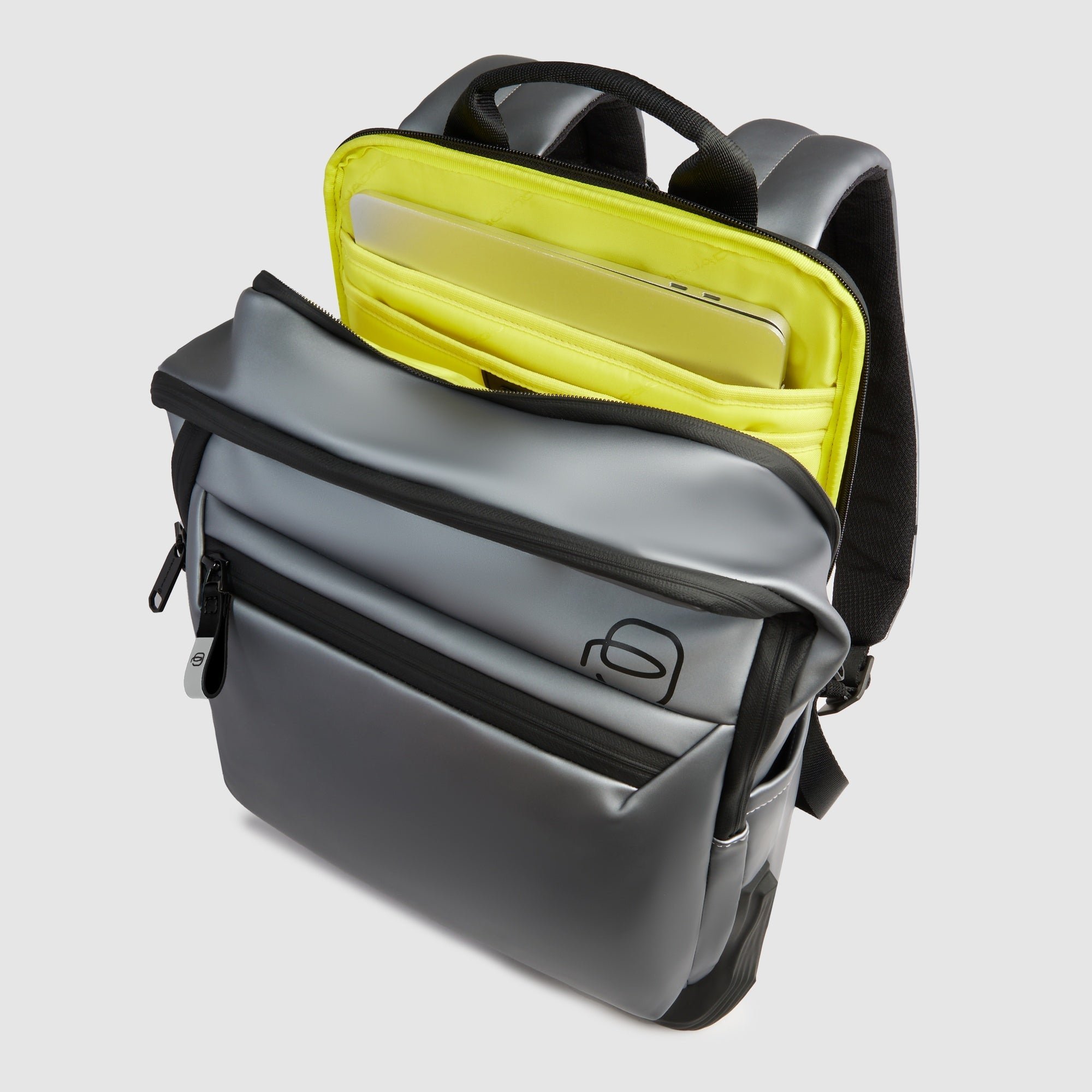 Water-repellent backpack for 15.6" laptop PIQUADRO Brown