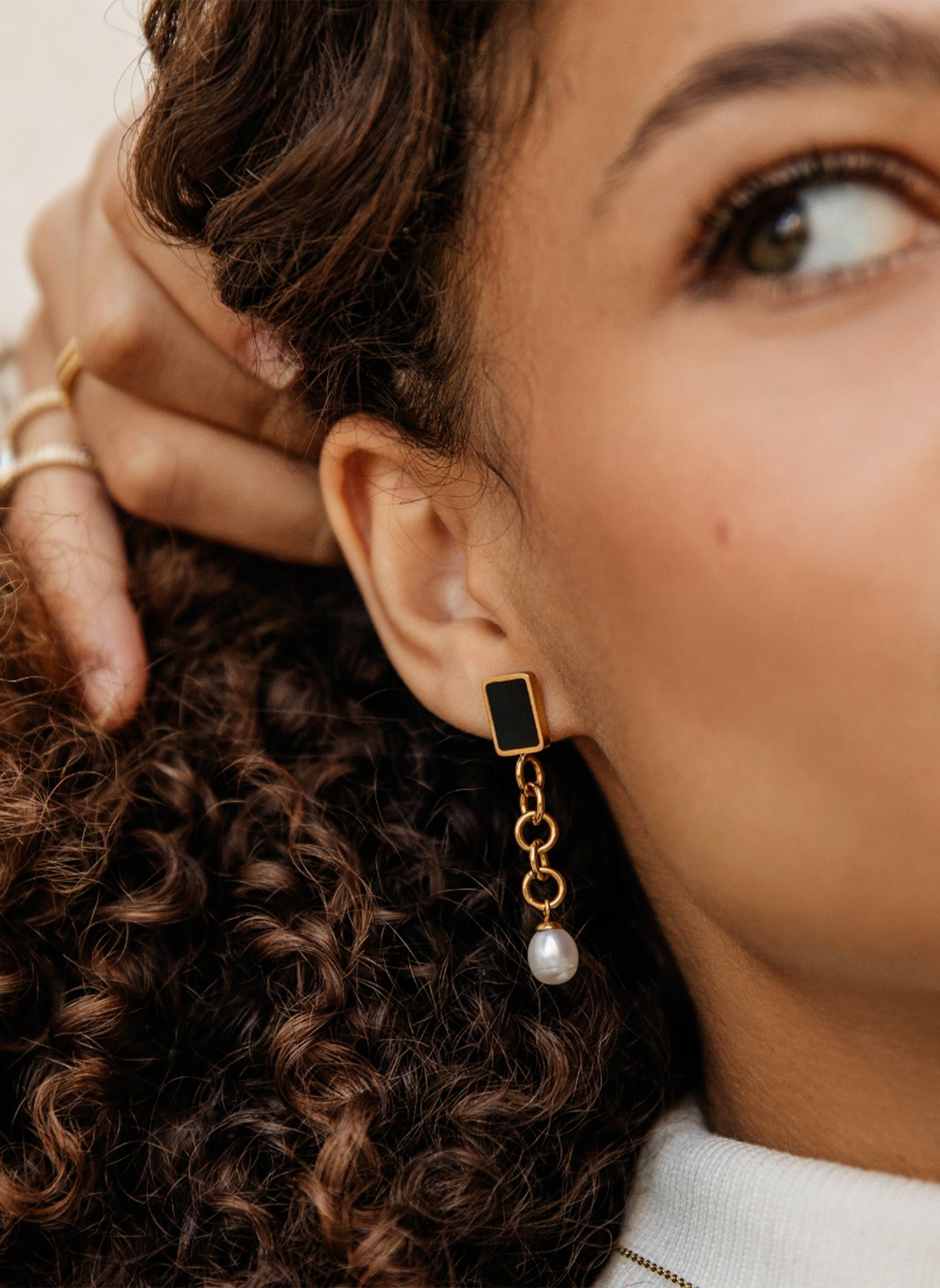 Zaniah - pierced earrings in stainless steel AEC Paris Golden