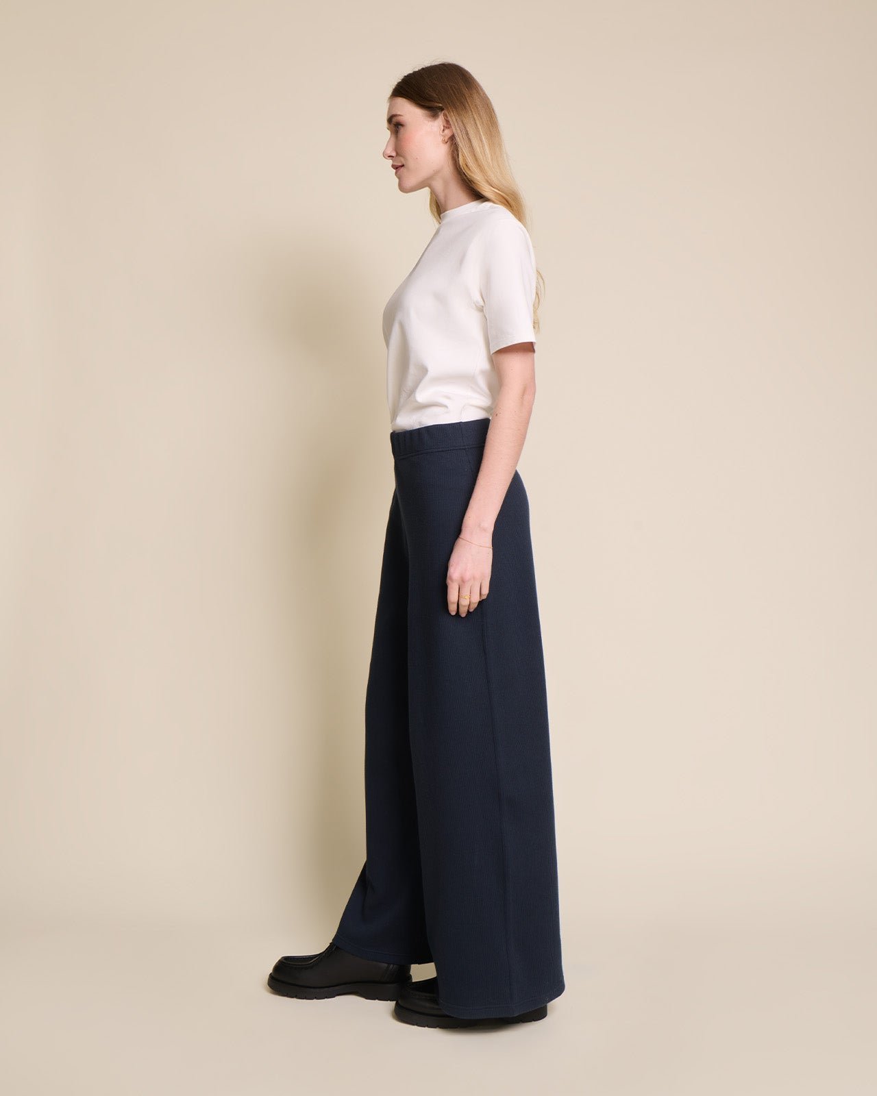 Le pantalon pauline en coton bio côtelé EMOI EMOI Blue