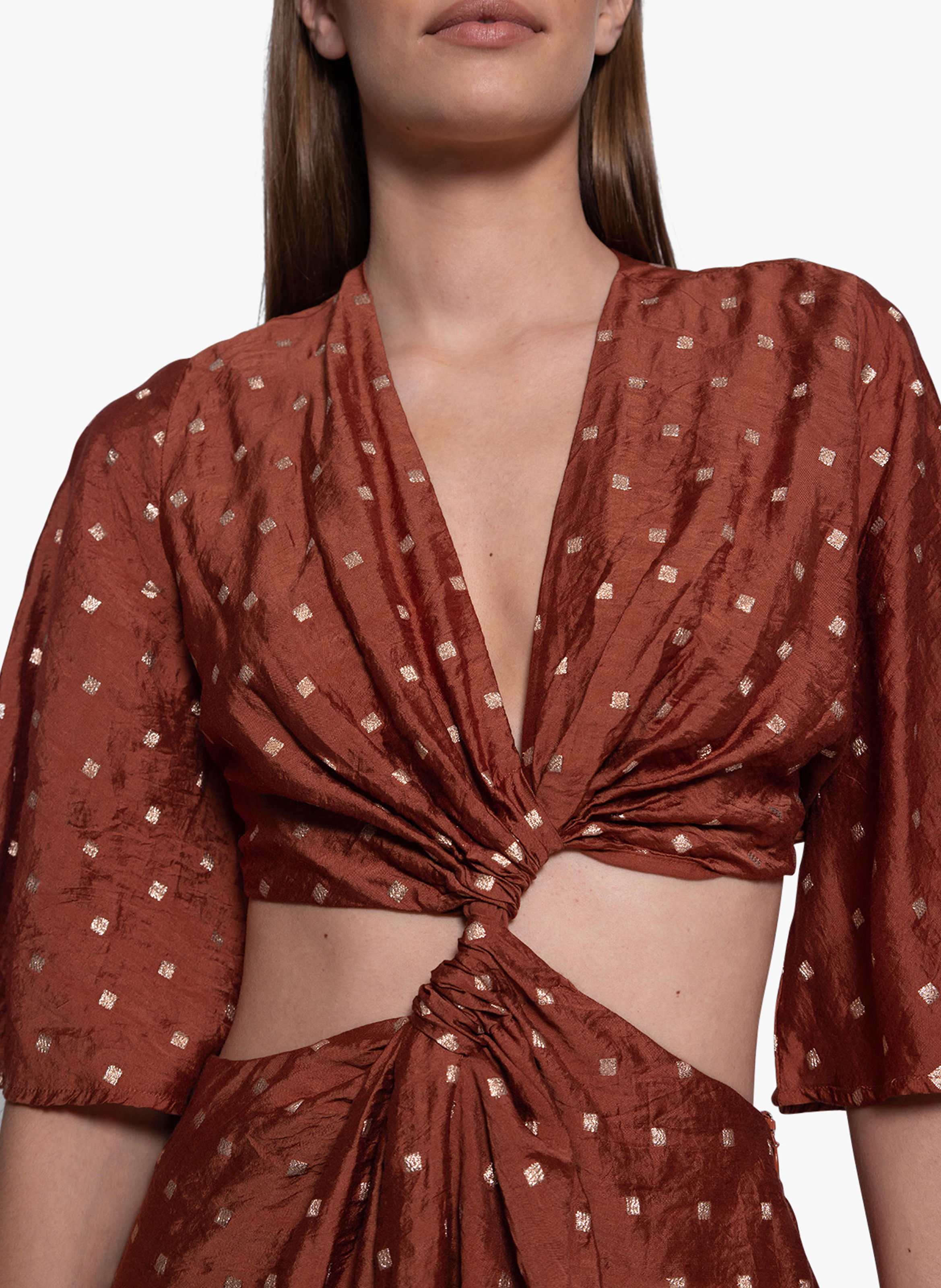 Jurk met V-hals en uitlopende rok SUNDRESS Bruin