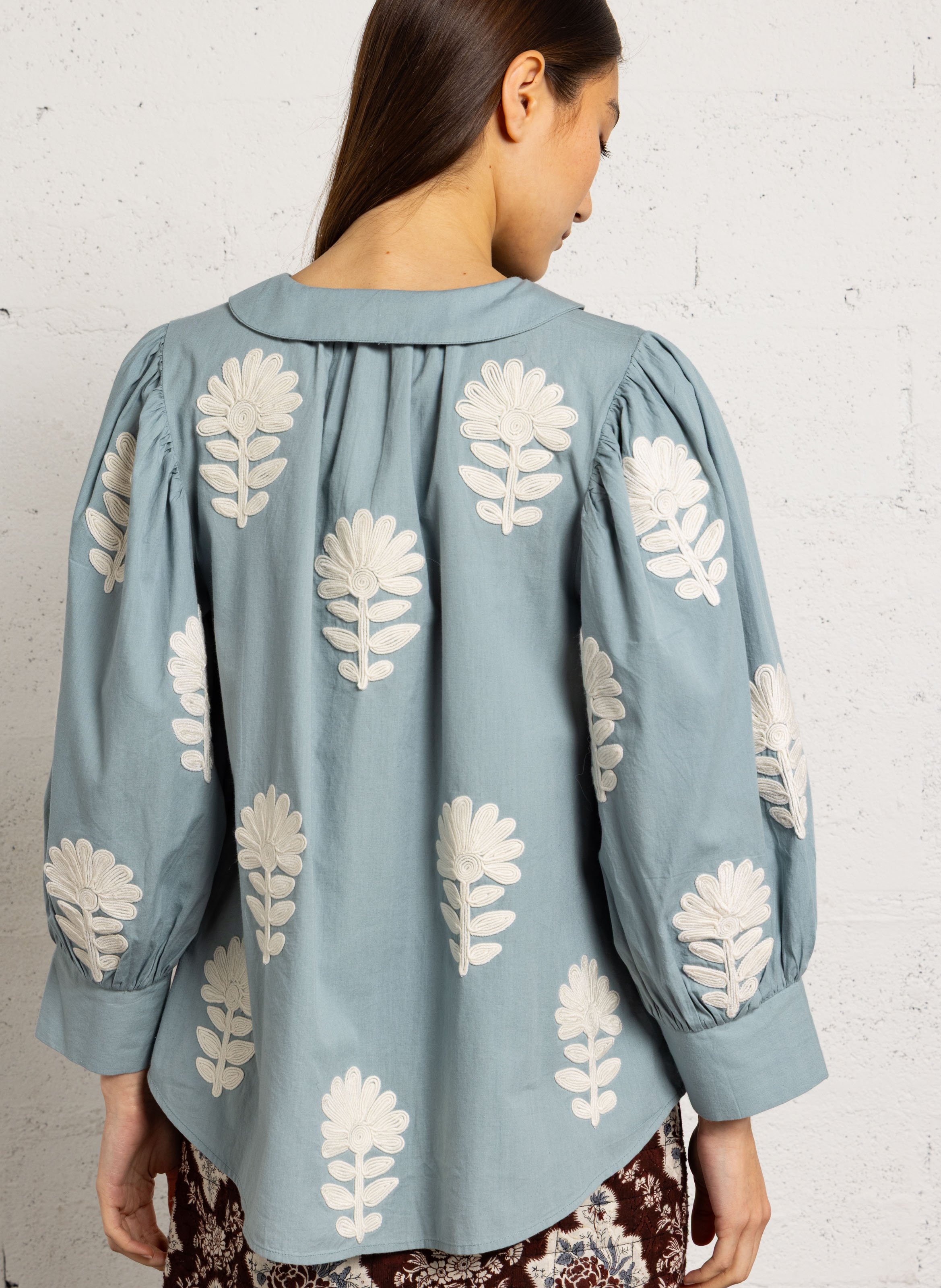 Weite Bluse mit Stehkragen aus Baumwolle ANTIK BATIK Blau