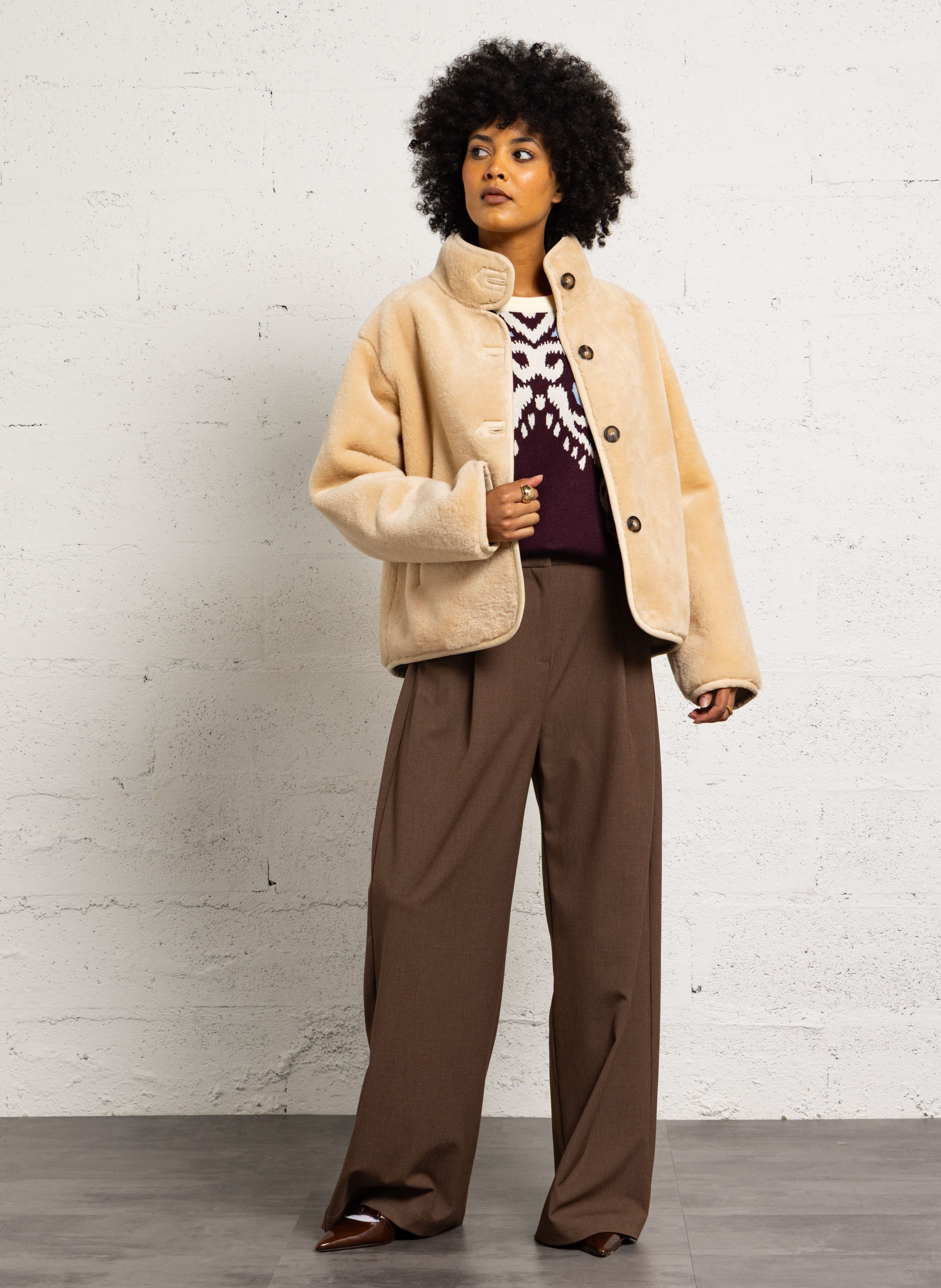 Manteau col montant en fausse fourrure SUNCOO Beige