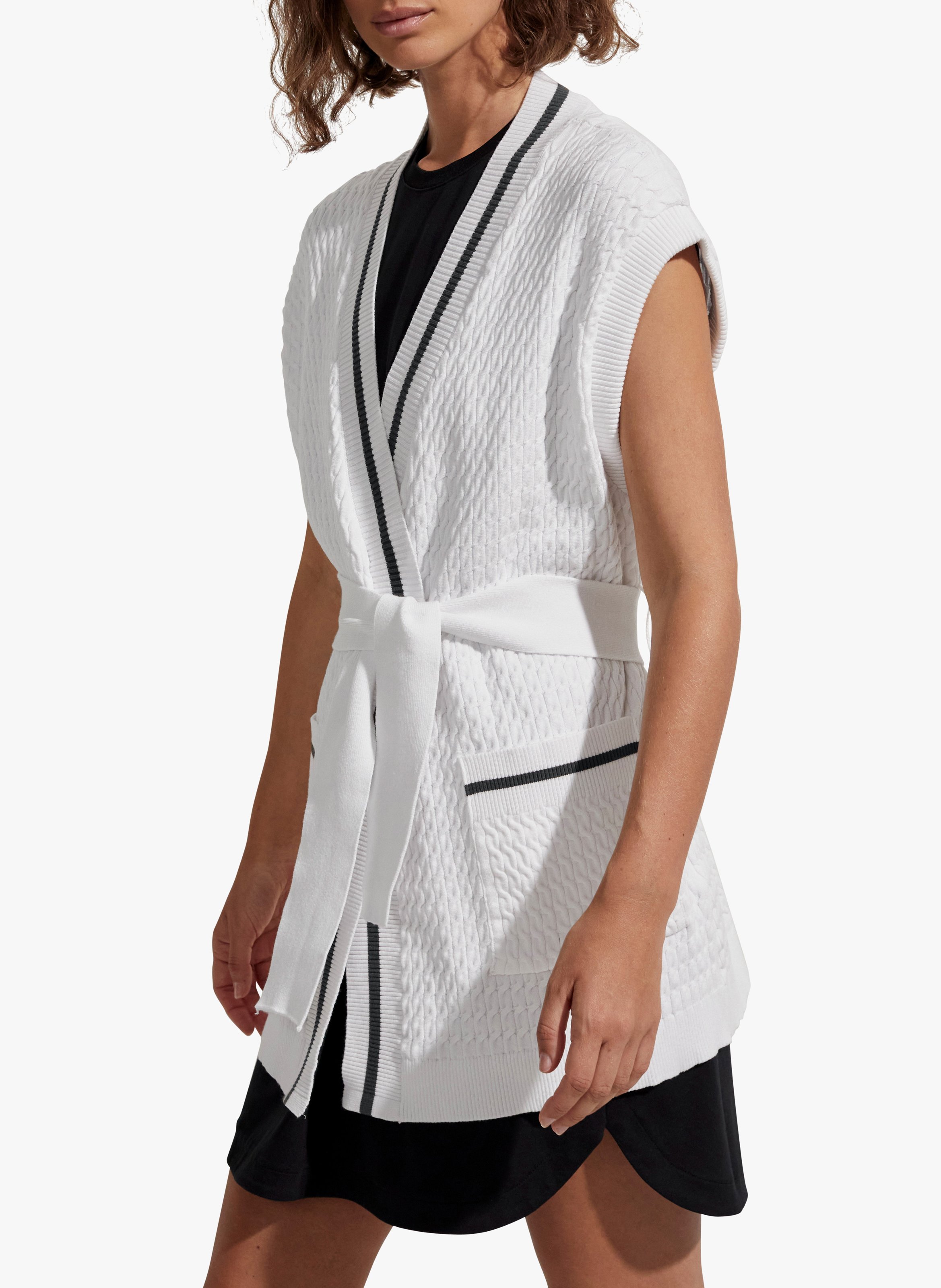 Cardigan mit V-Ausschnitt und Gürtel VARLEY Weiss