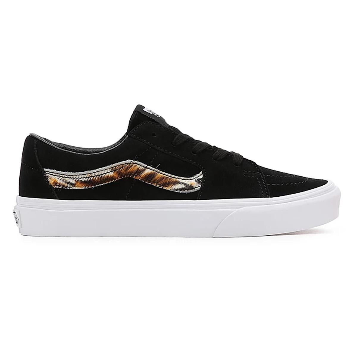 Low-top sneakers VANS Black