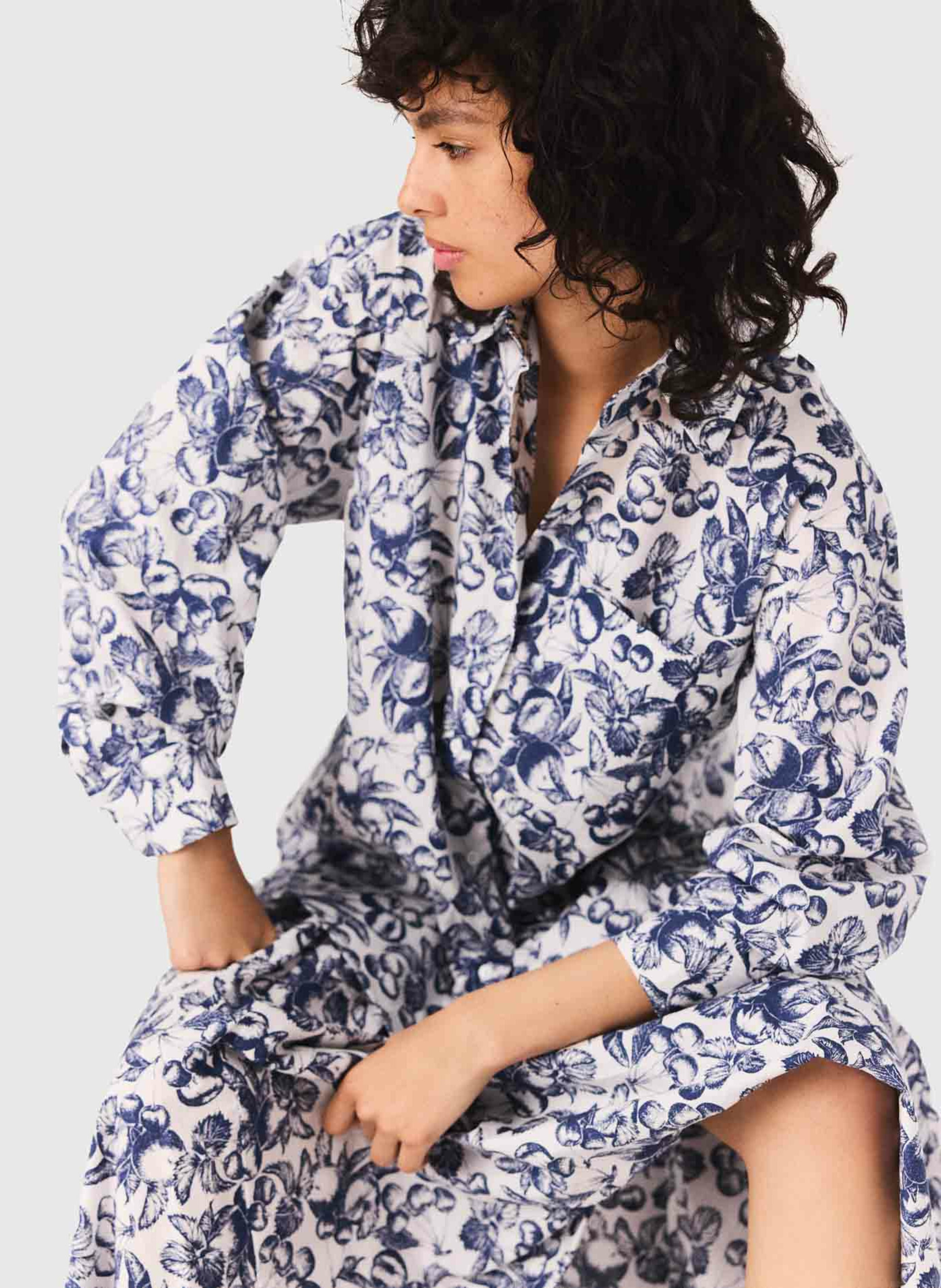 Chemise droite imprimée cerise MAJE Bleu