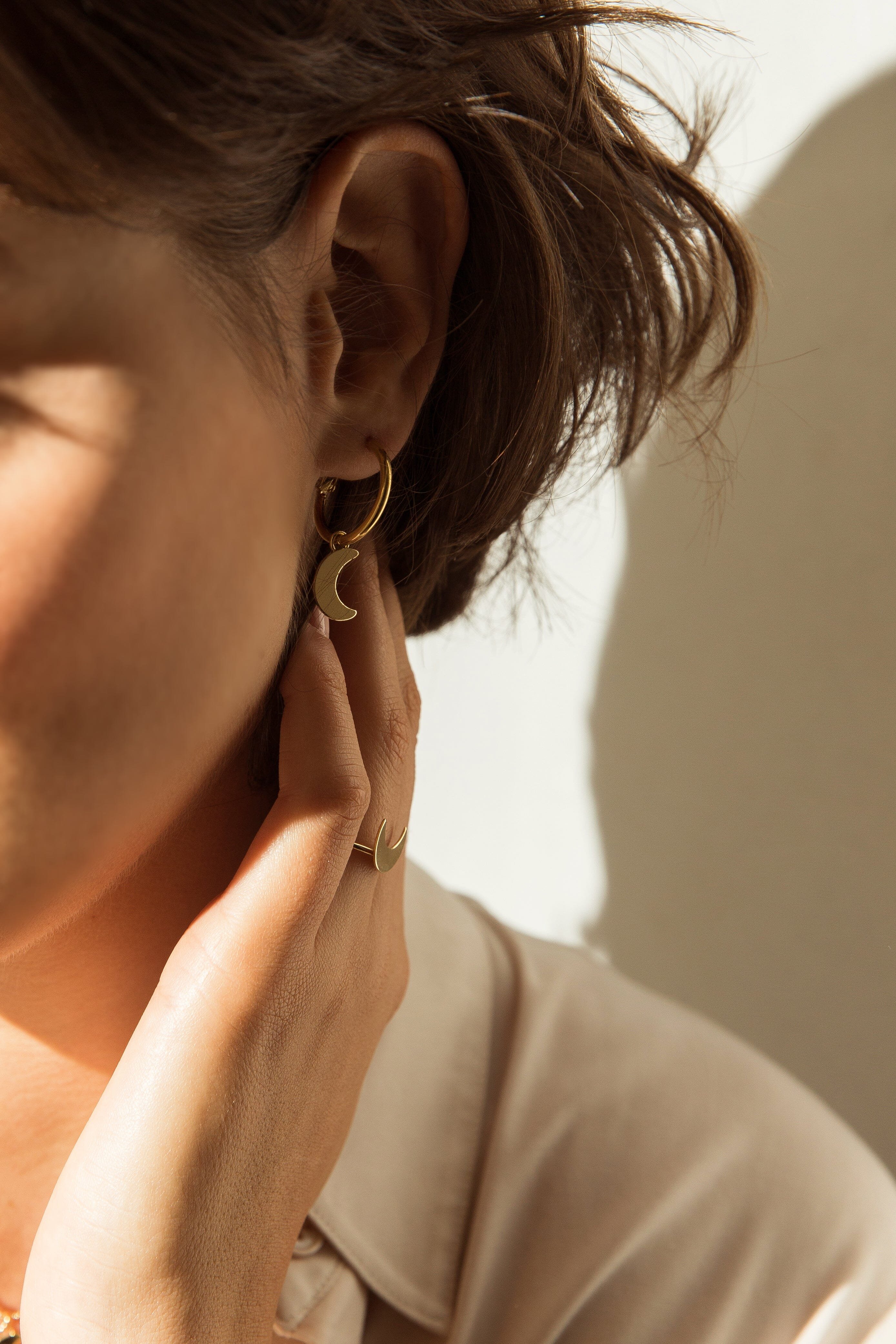Small hoop earrings with gold-plated crescent moons MONSIEUR SIMONE Golden