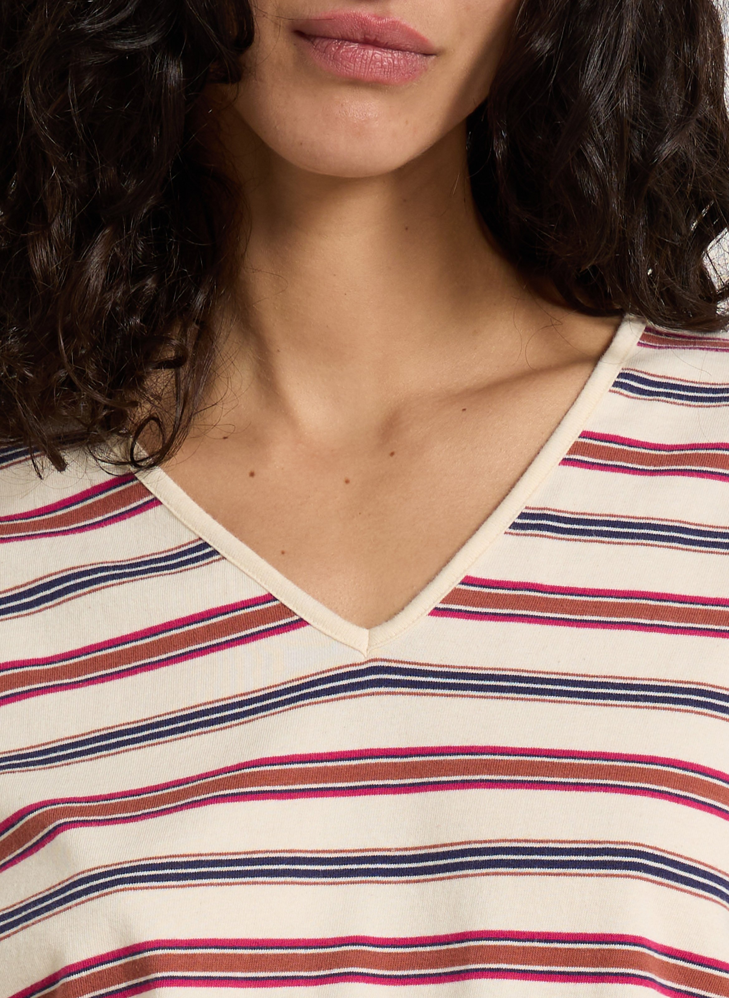 V-neck organic cotton T-shirt LEON & HARPER Beige