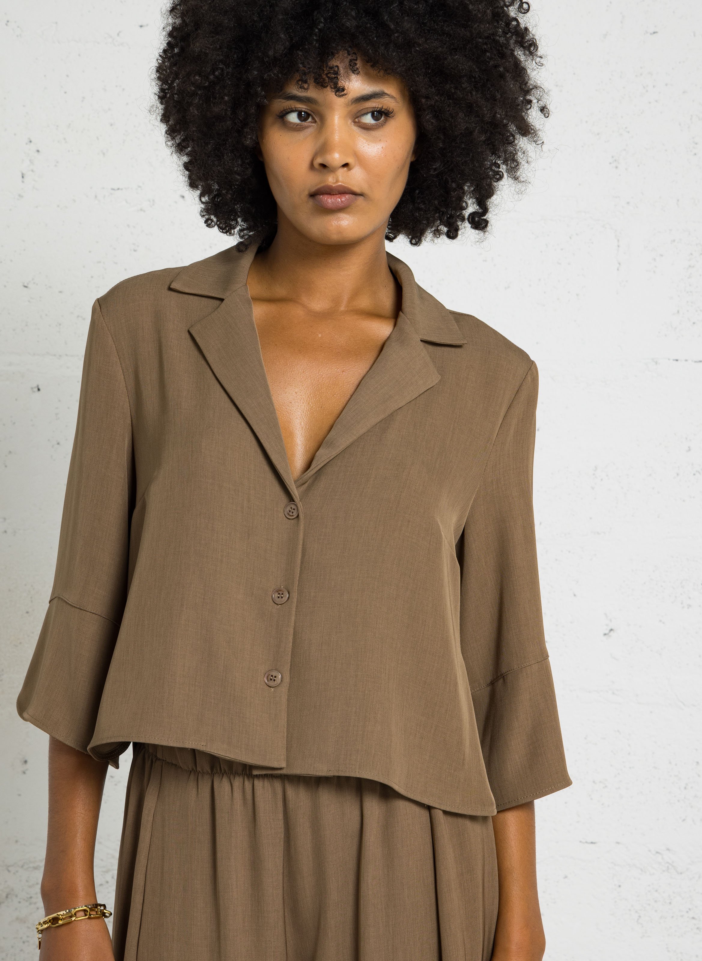 Short V-neck shirt IMPERIAL
