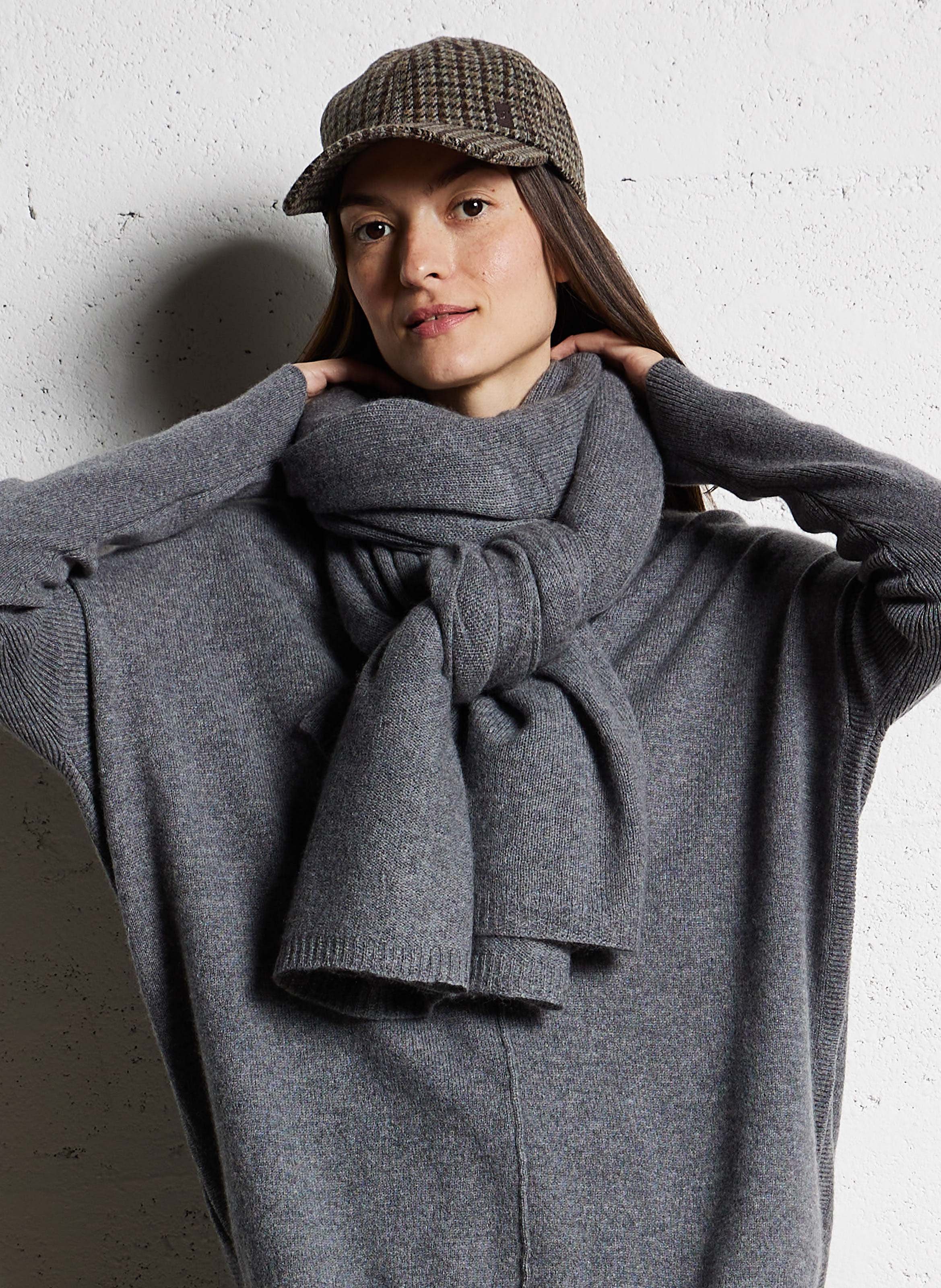 Cashmere scarf KUJTEN