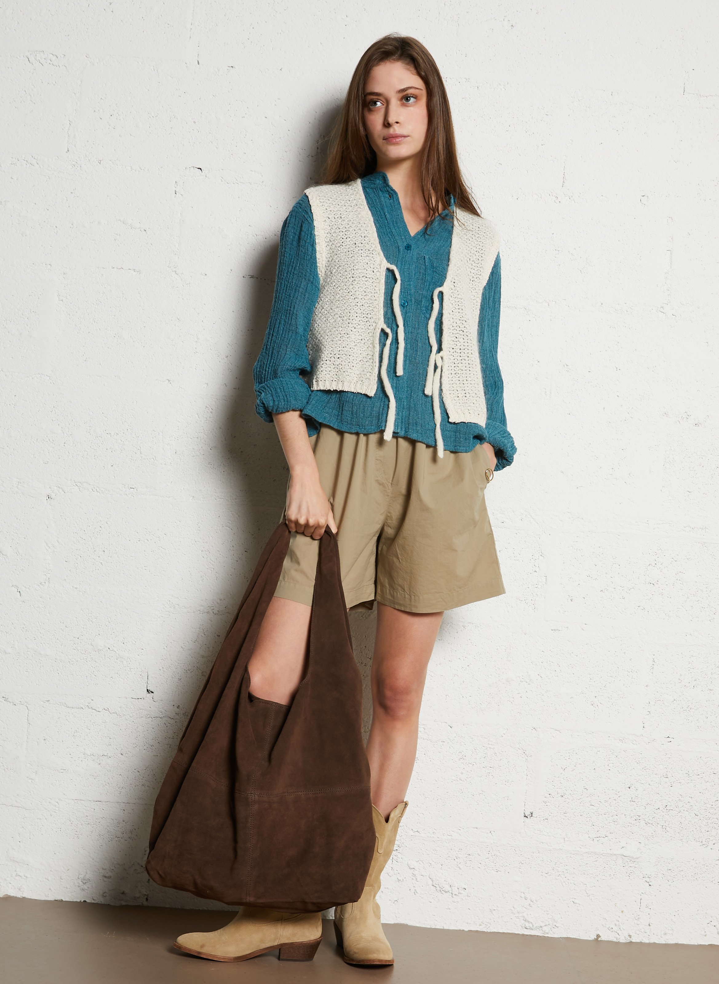 Geschnürte Beuteltasche aus strukturiertem Leder Braun