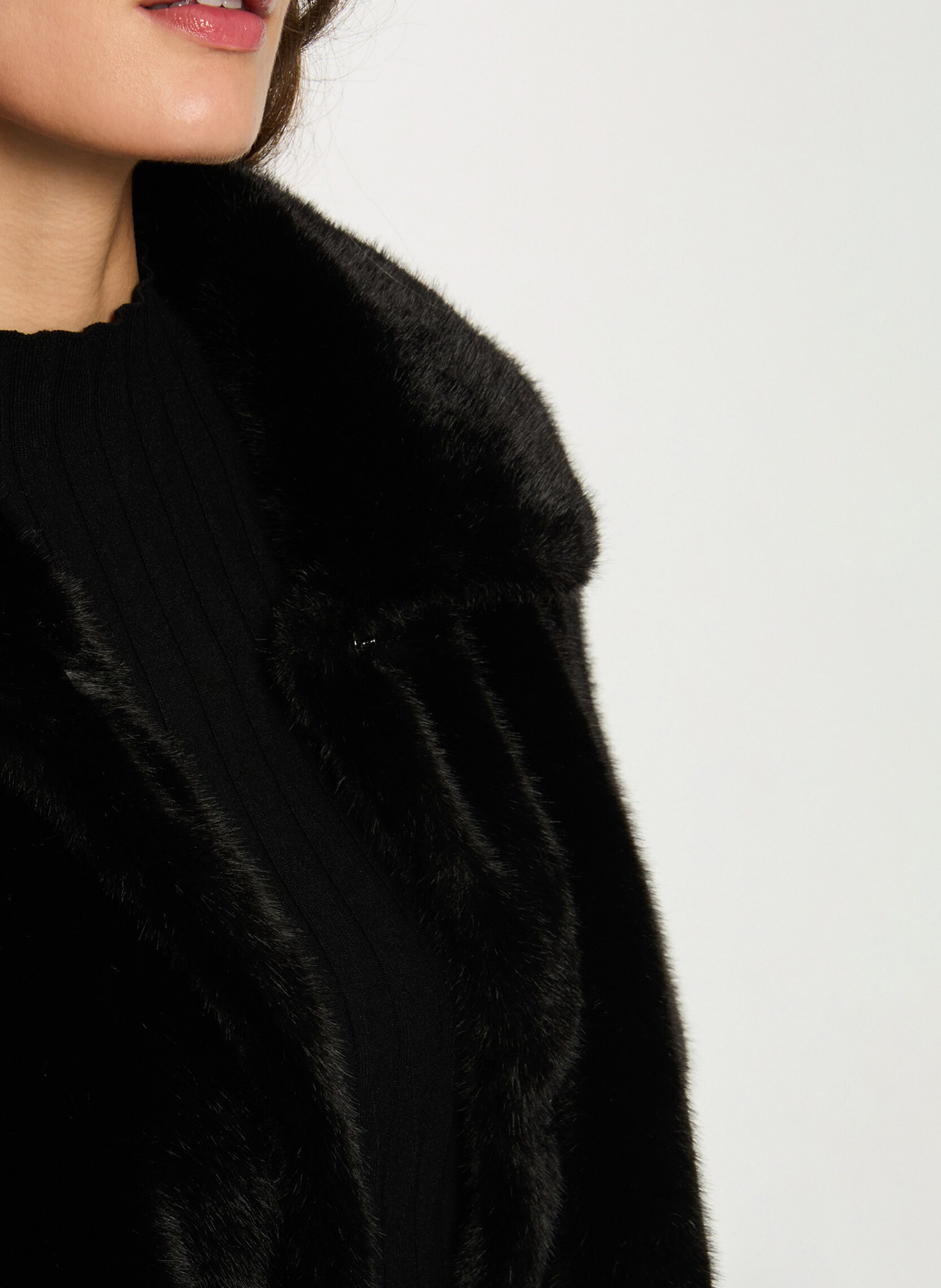 Manteau droit en fausse fourrure unie MORGAN Noir