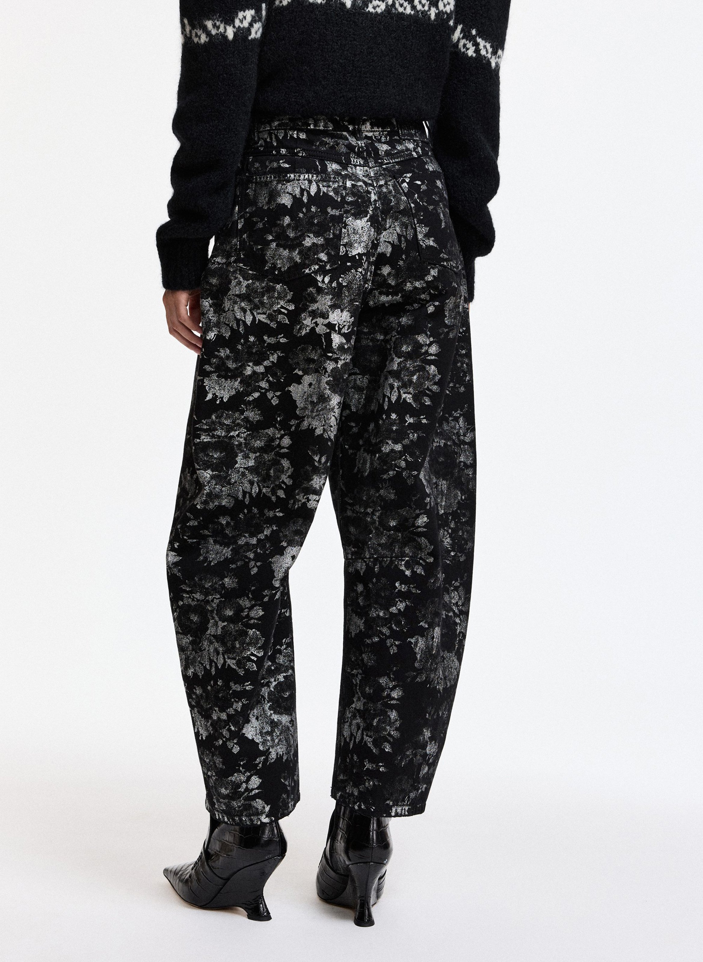 Bedruckte Barrel-Jeans mit hohem Bund ESSENTIEL ANTWERP Schwarz