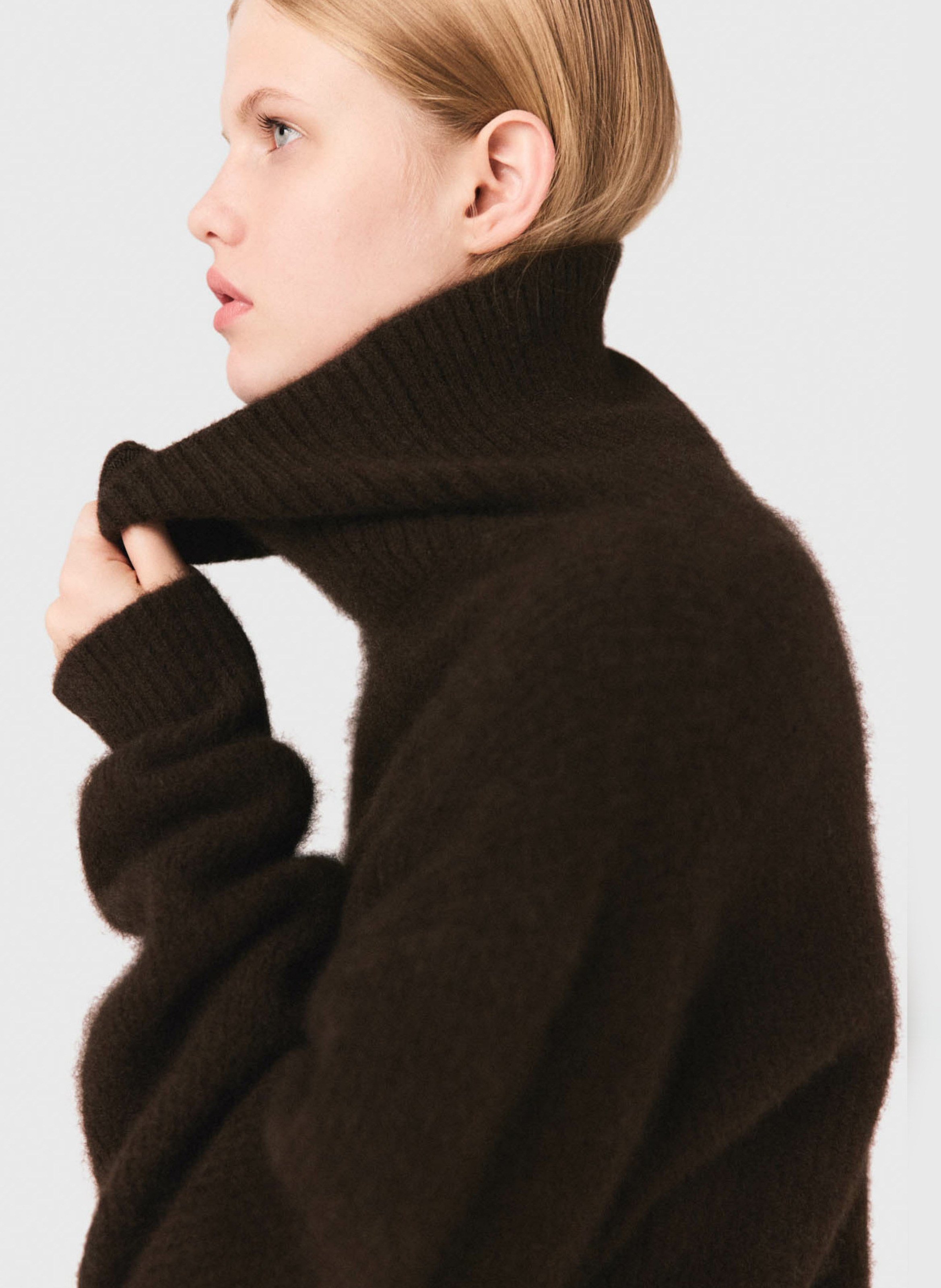 Pull col roulé en laine mélangé MAJE Marron