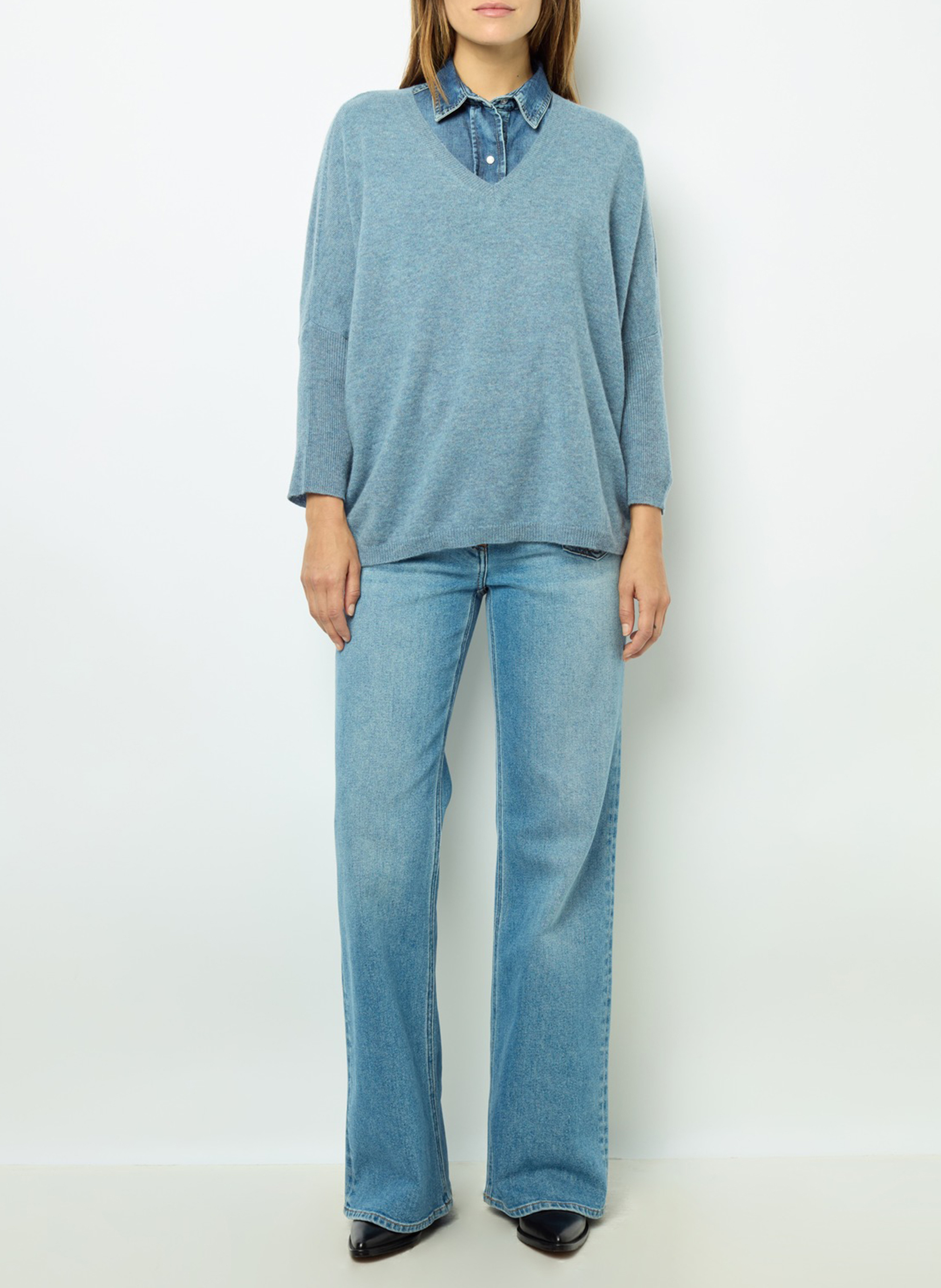 Pull droit col V en cachemire GERARD DAREL Bleu