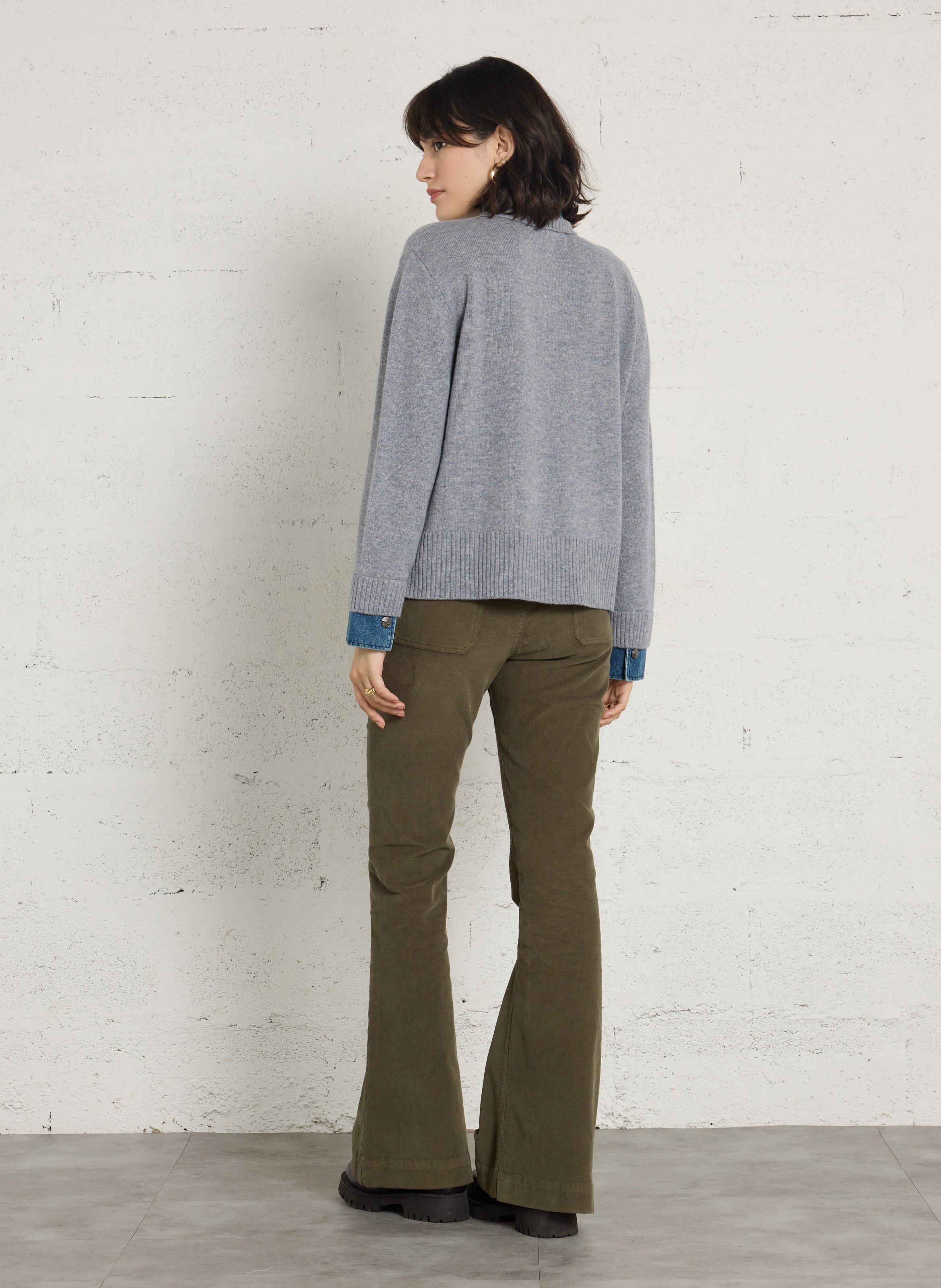 Pull droit col classique en laine BERENICE Gris