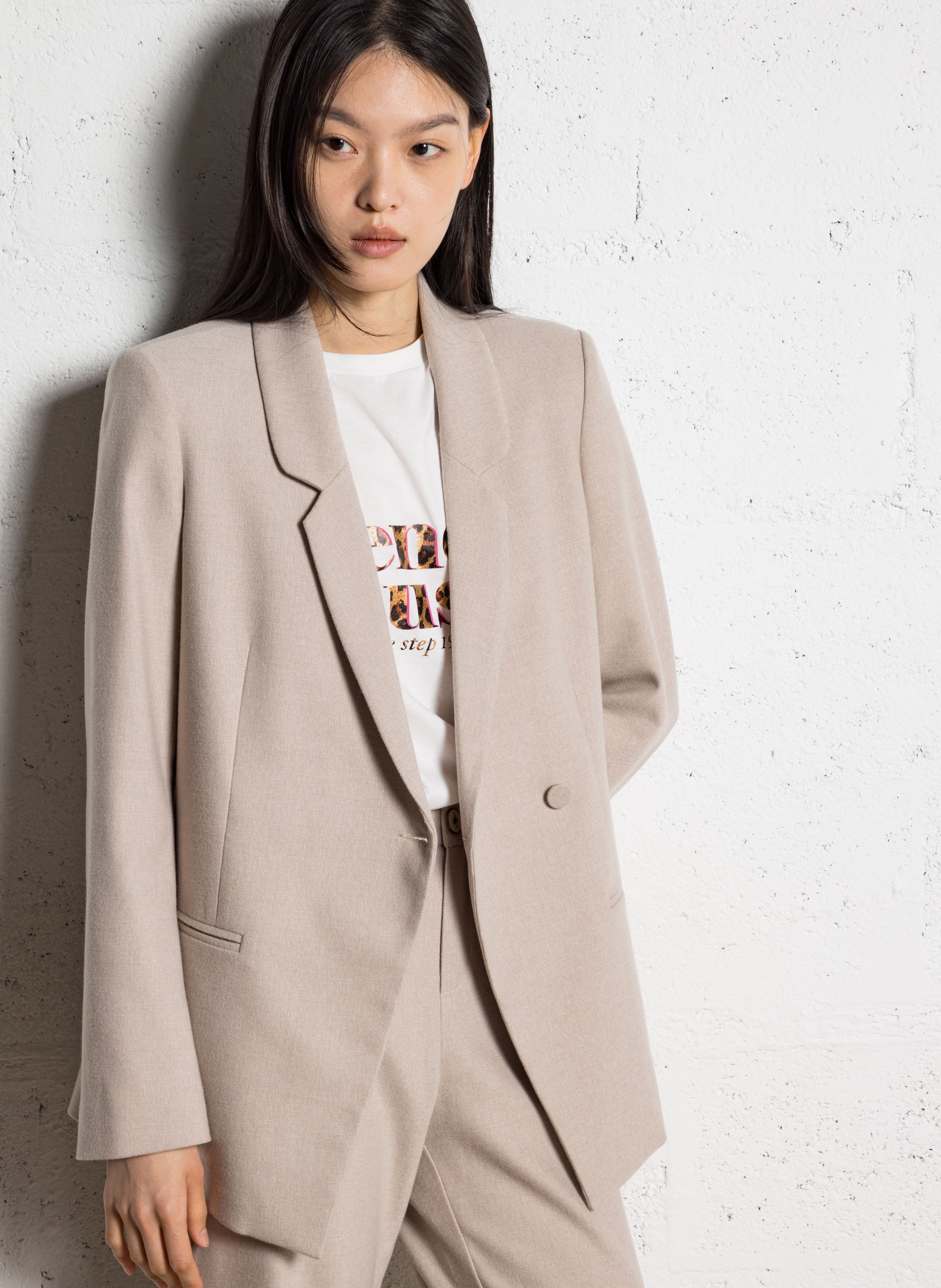 Tailored blazer with asymmetrical closure ONE STEP