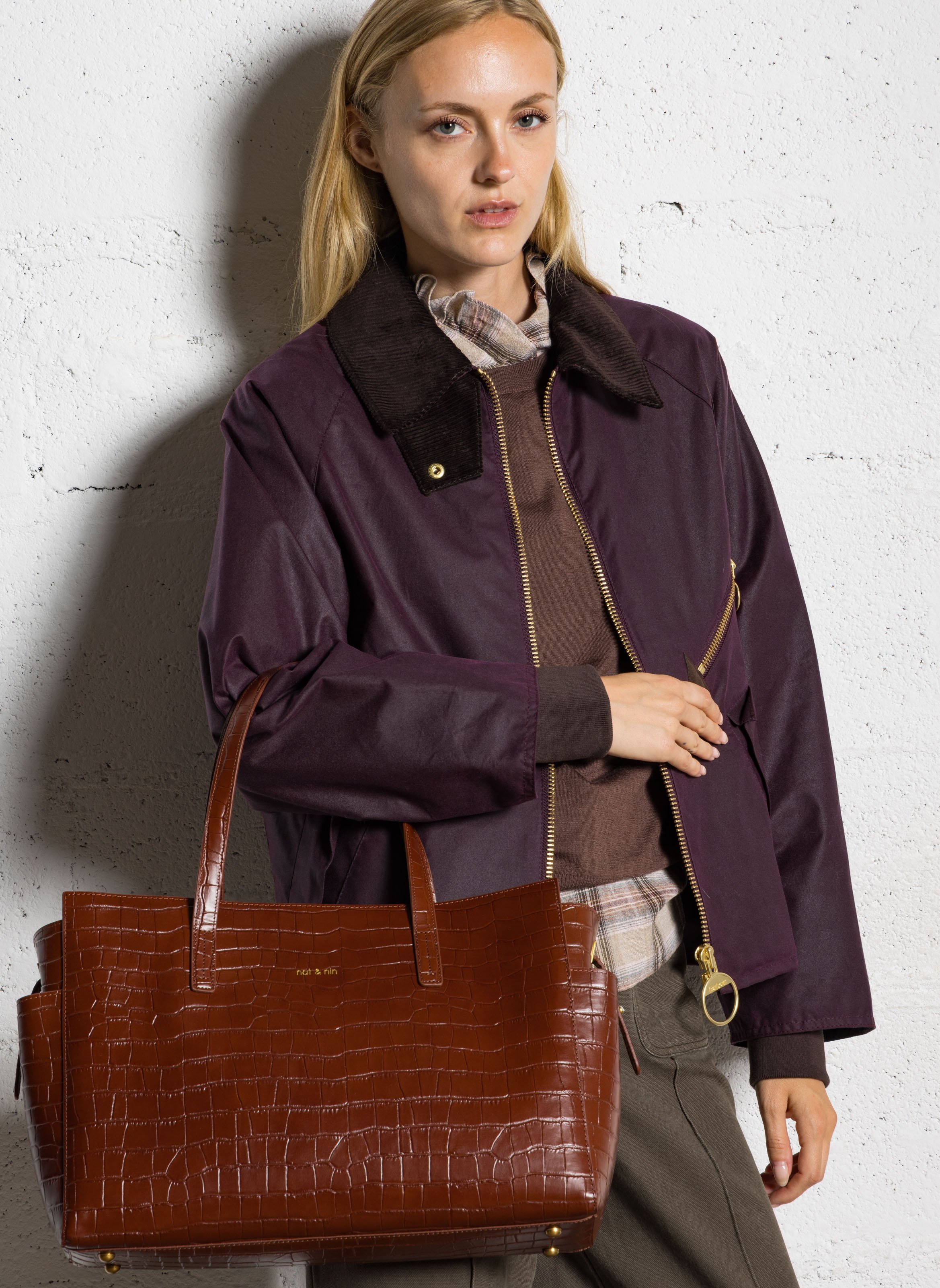 Leder-Shopper mit Reptilmuster NAT & NIN Violett