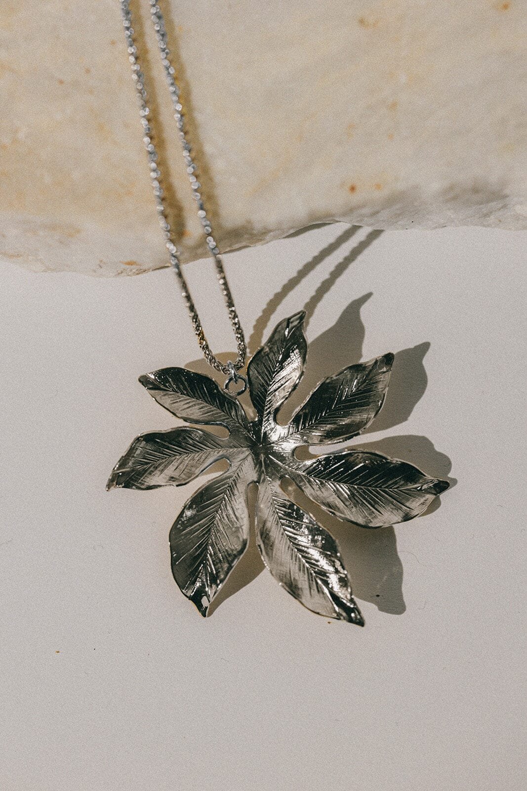 Gold-plated flower pendant MONSIEUR SIMONE Silver