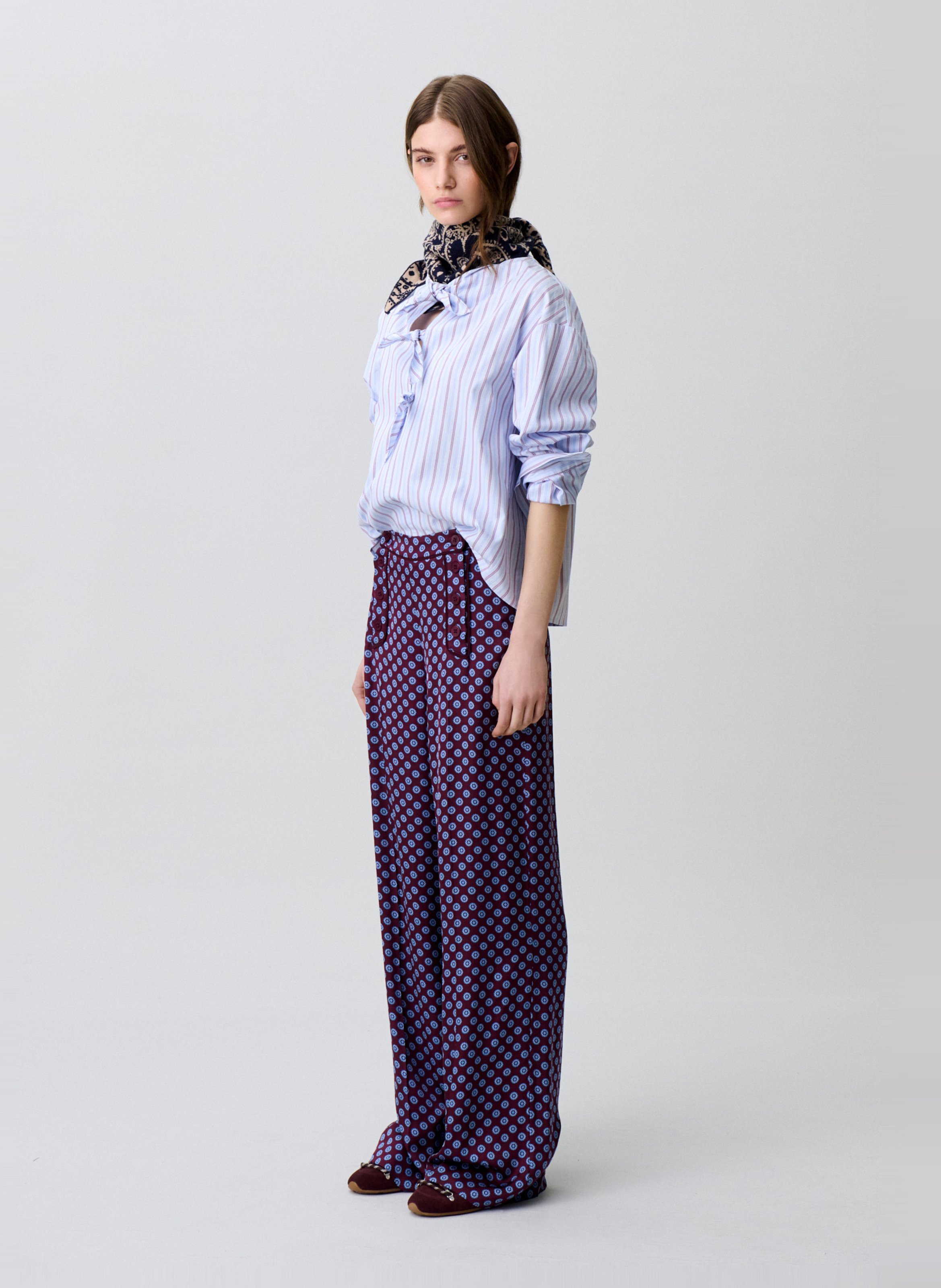 Weite weich fallende Hose mit Aufdruck CLAUDIE PIERLOT Rot