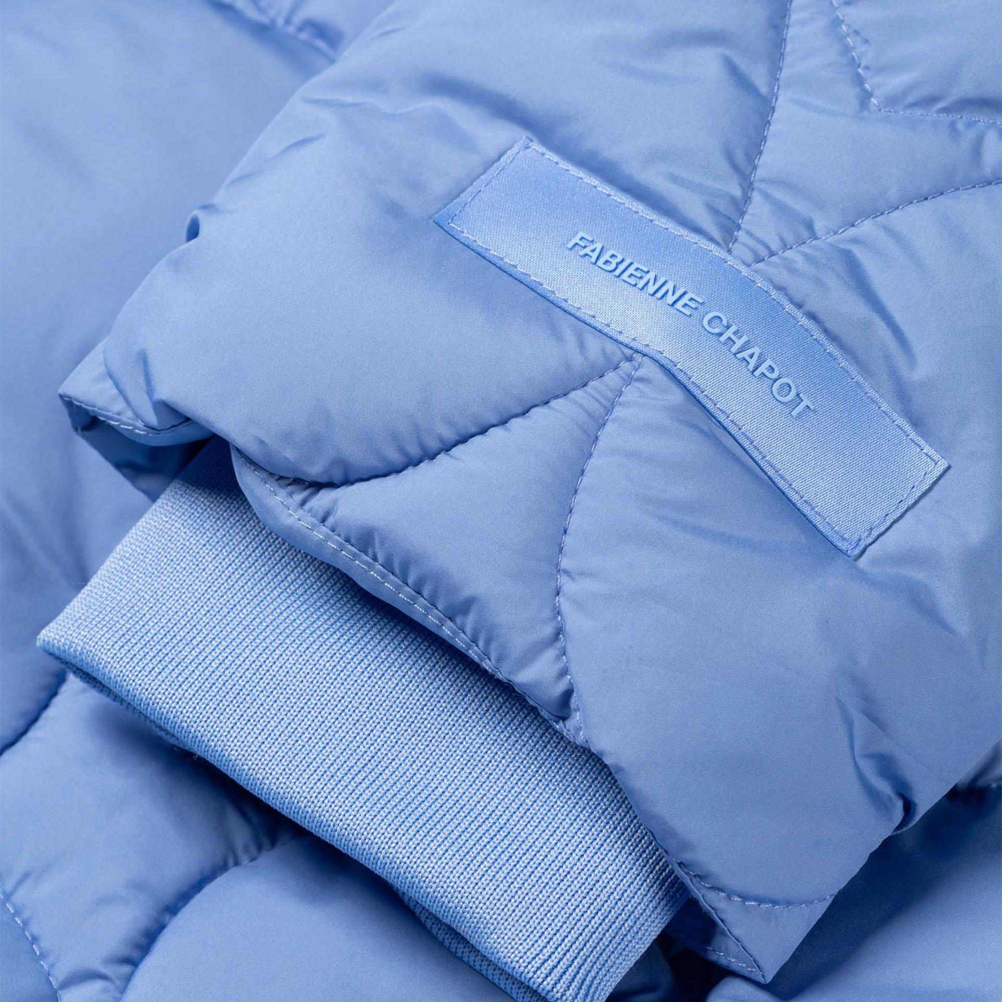 Gewatteerd jasje met opstaande kraag FABIENNE CHAPOT Blauw