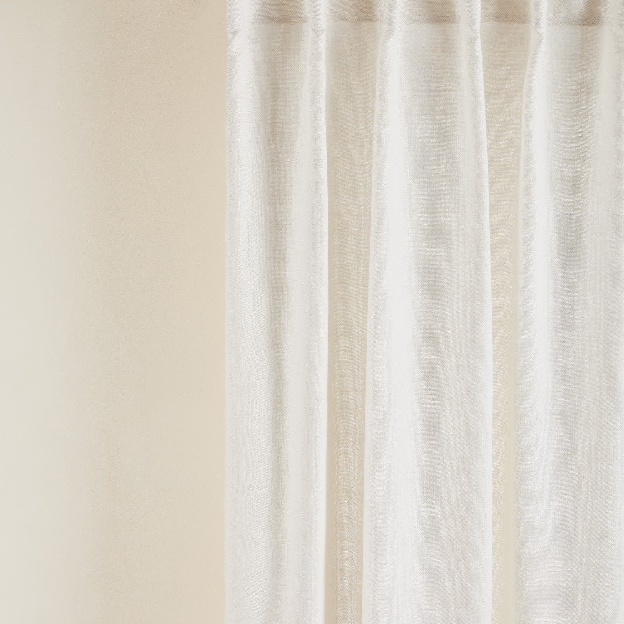 AUBIN - Linen curtain with gathering tape MADURA White