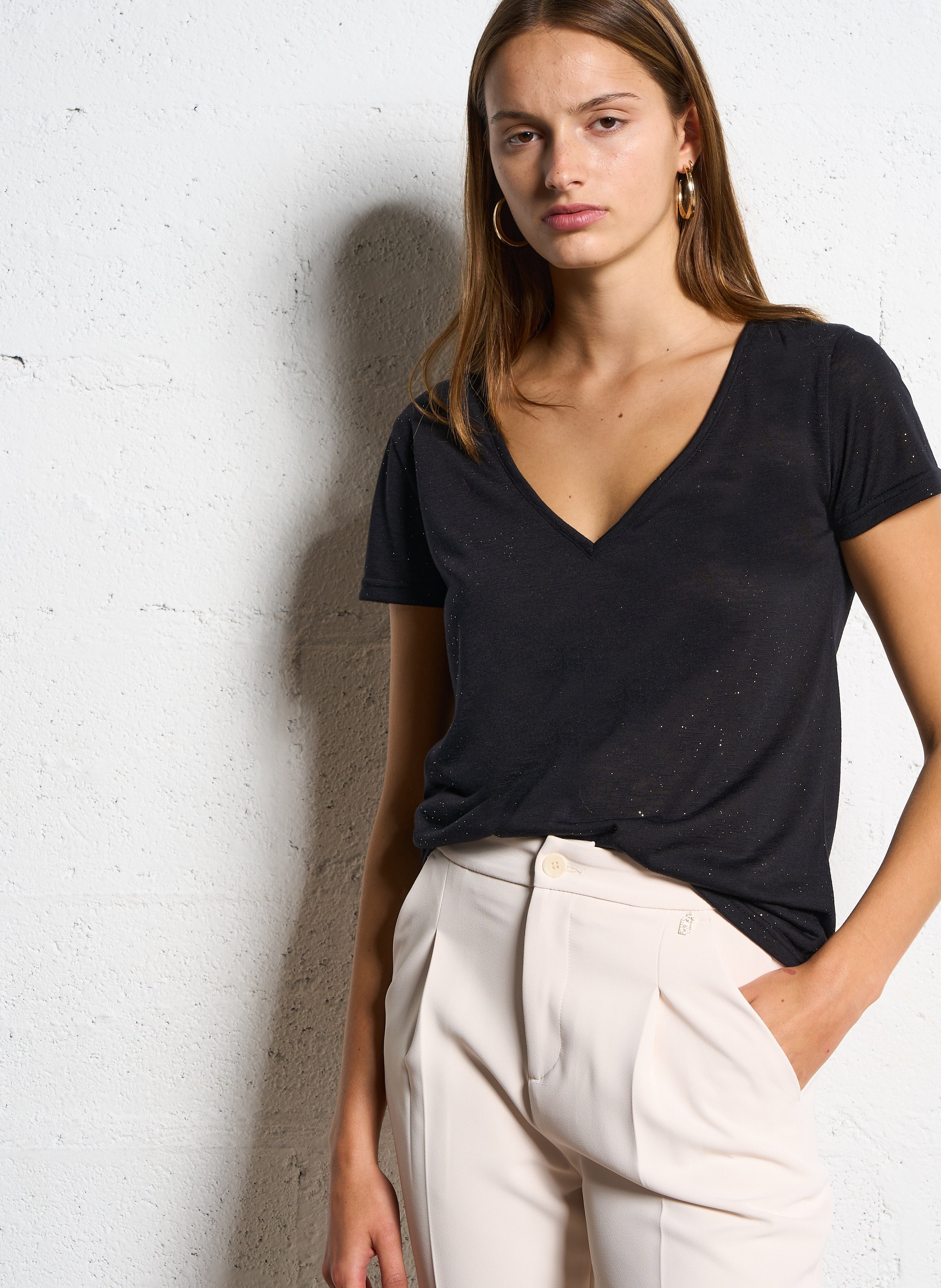 Tee-shirt col V droit pailleté LA PETITE ETOILE Noir