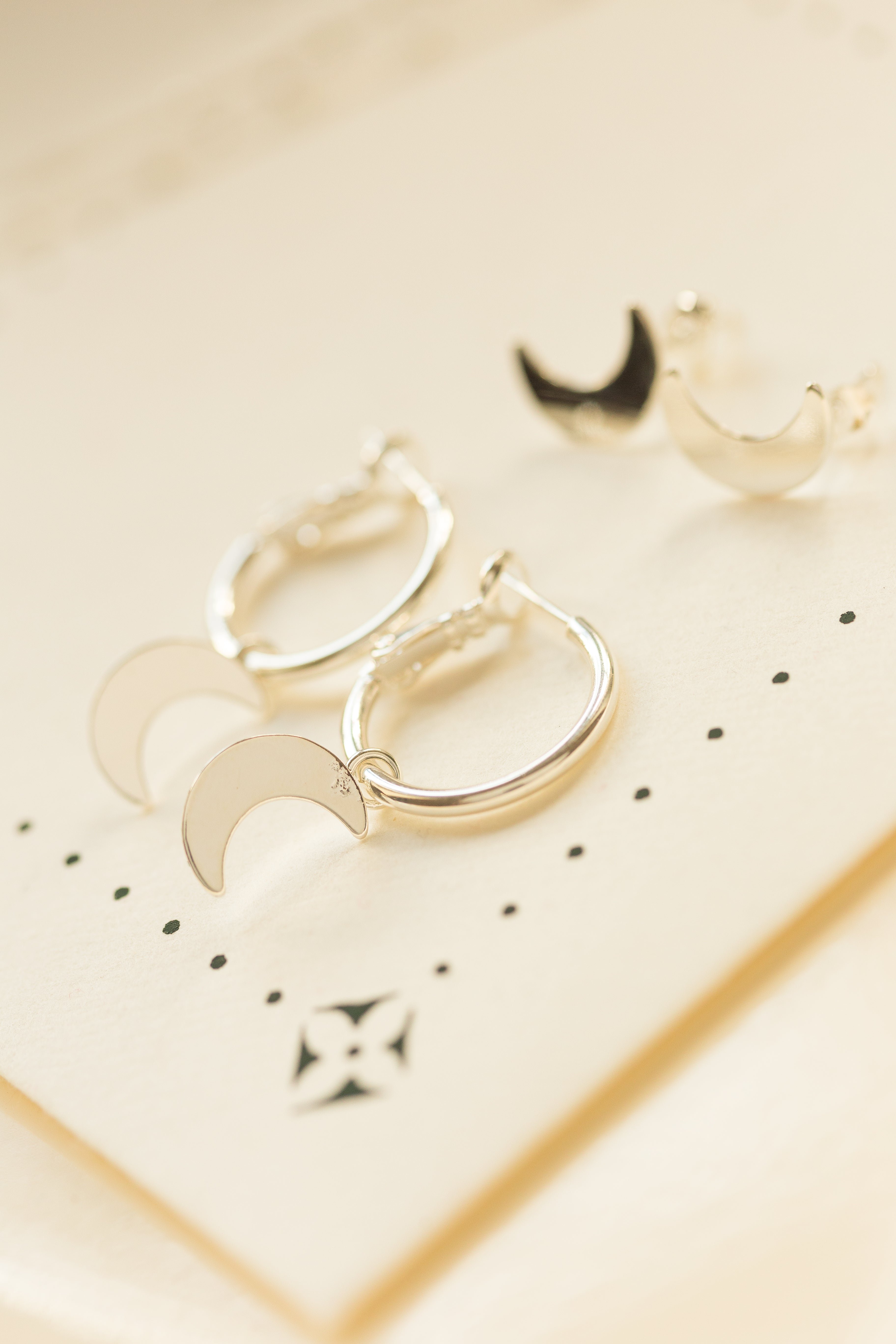 Small crescent moon gold-plated hoop earrings MONSIEUR SIMONE Silver