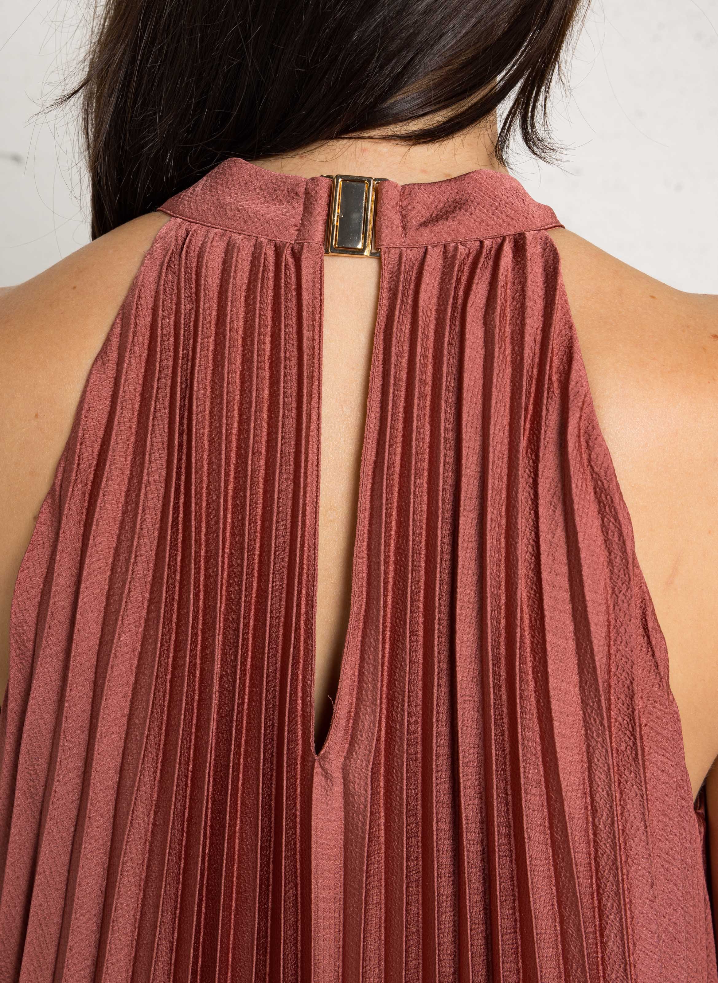 Kurzes Plissee-Kleid mit Rundhalsausschnitt MAISON 123 Rosa