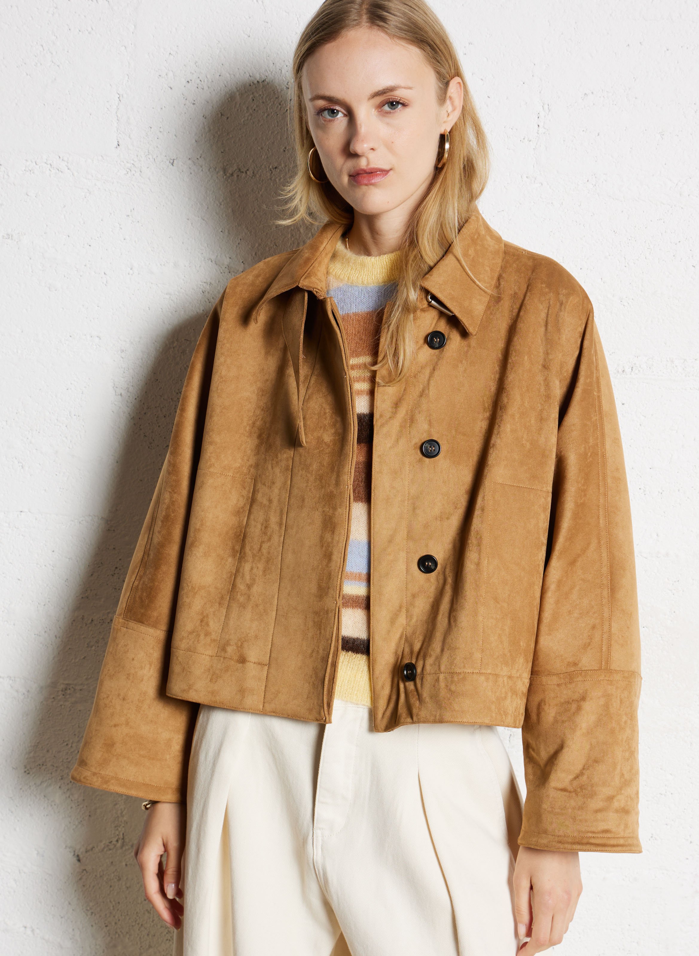 Veste courte large en suédine SUNCOO Beige