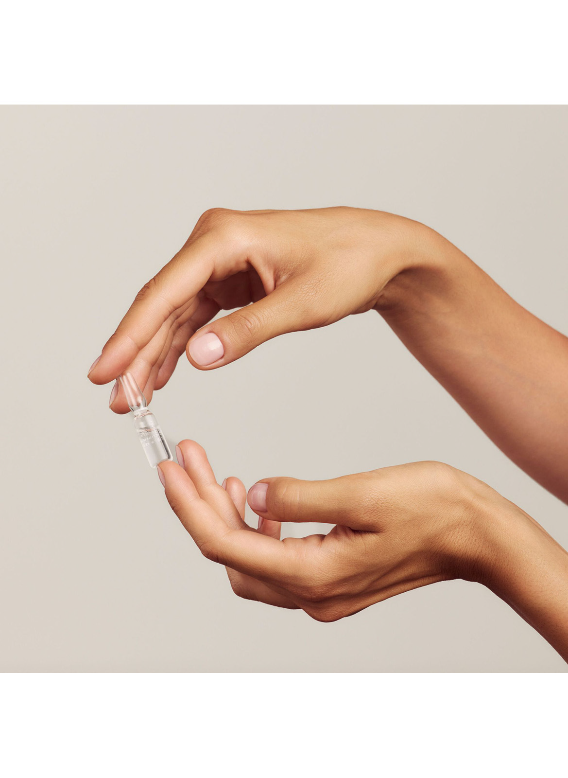 Intensive Nachtkur, 50 Ampullen DR. HAUSCHKA No color