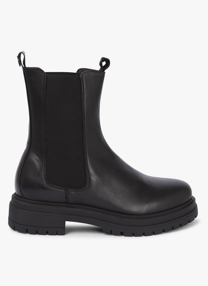 Boots one step new arrivals