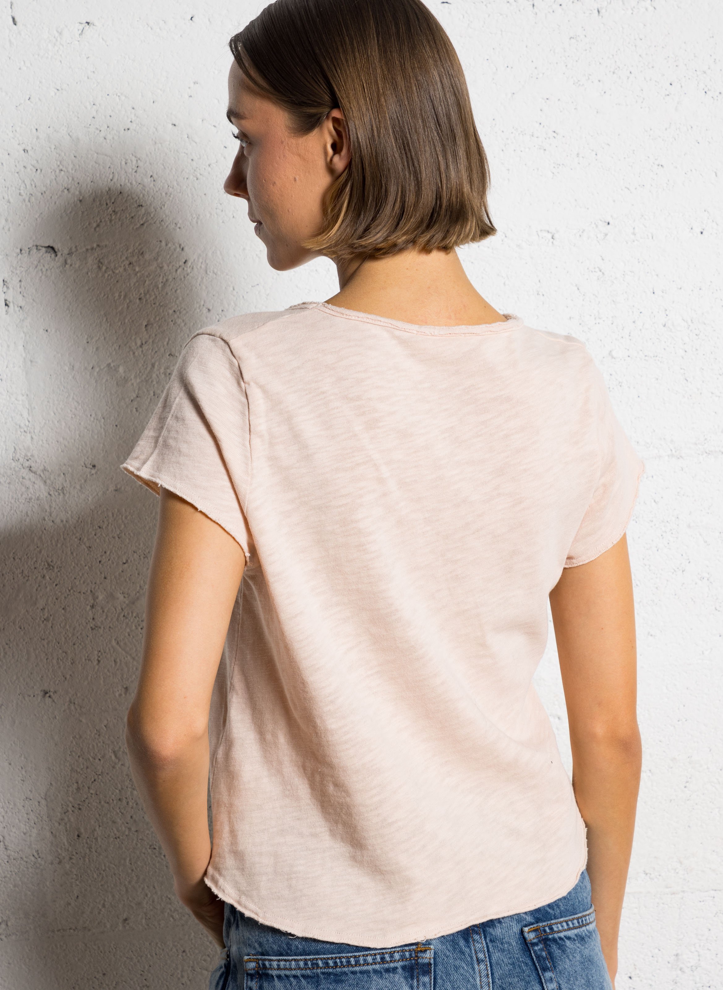 Recht, katoenen T-shirt met V-hals AMERICAN VINTAGE Beige