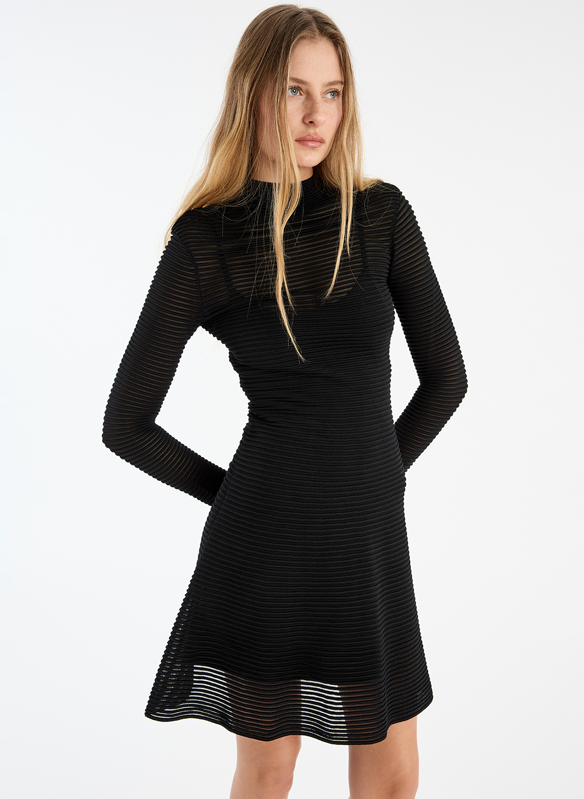 Robe courte col montant ROTATE Black