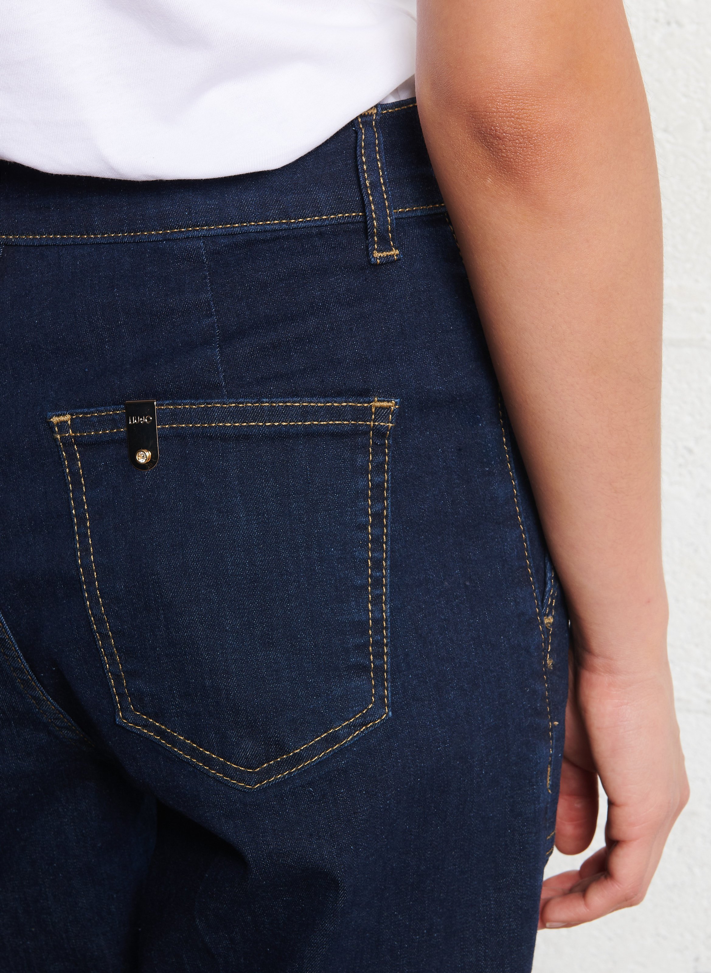 Gerade geschnittene Jeans mit umgeschlagenen Säumen LIU JO Blau