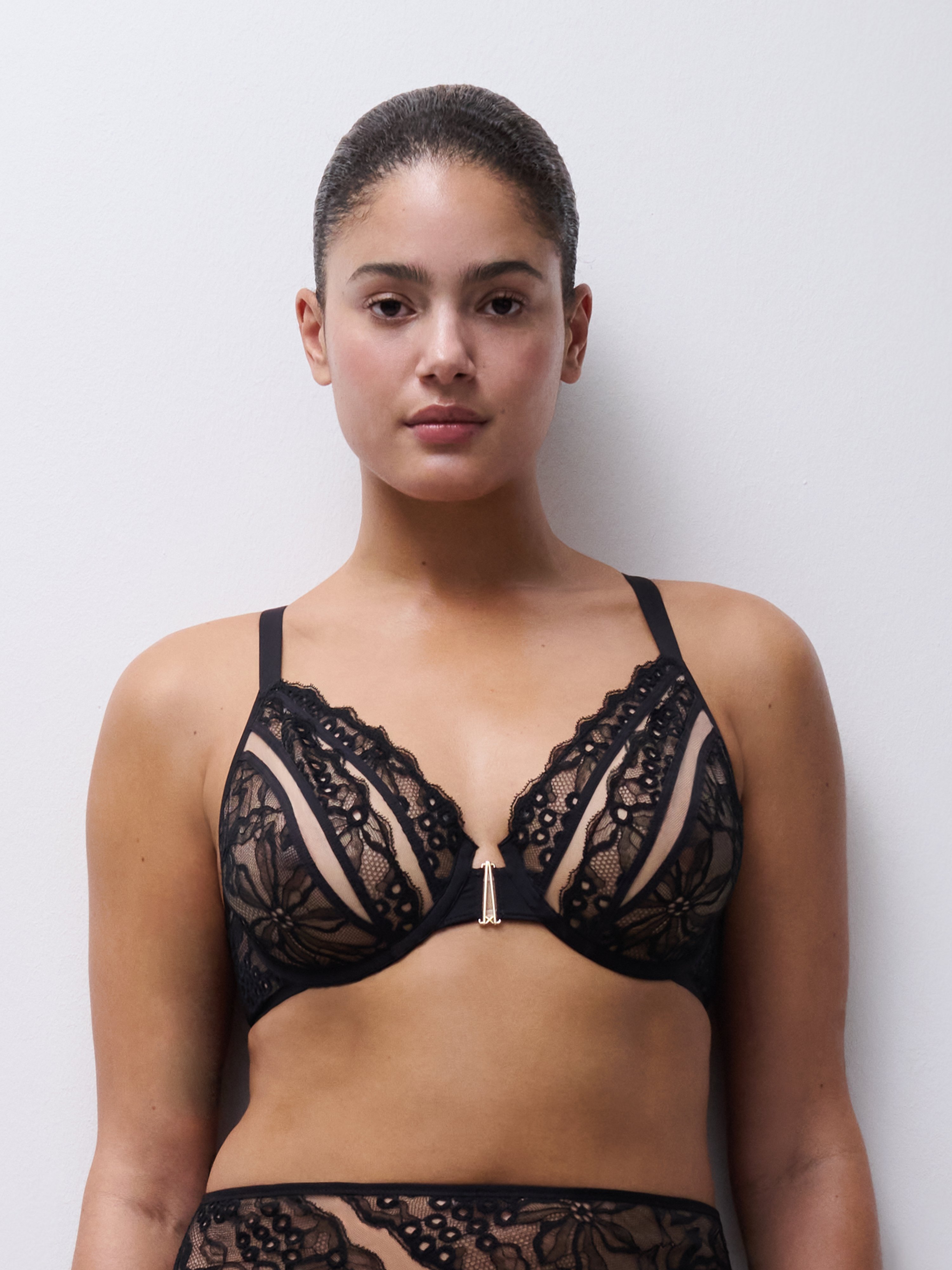 Underwire Embroidered Bra CHANTELLE X Black